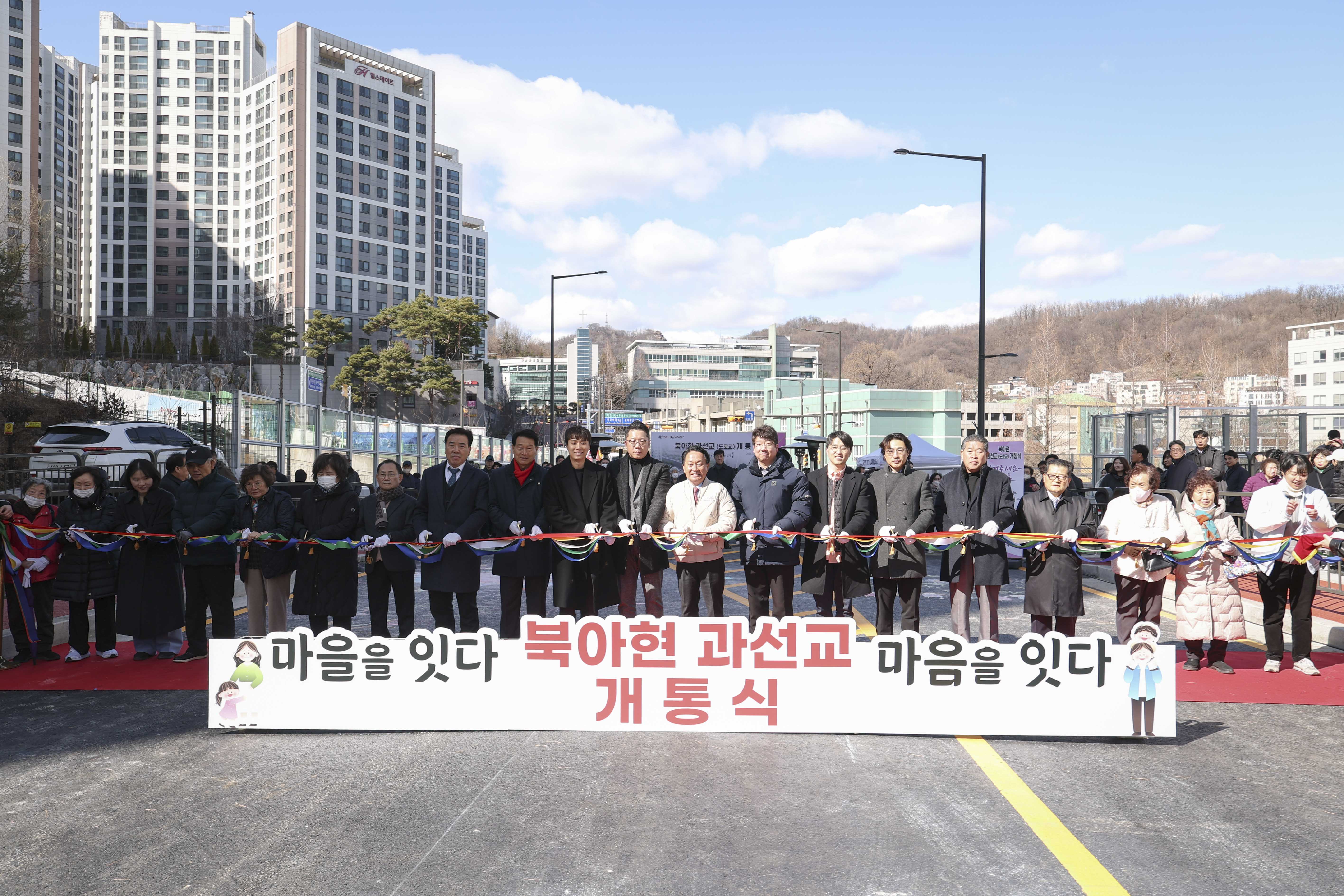 »õ⿸² °¶·¯¸® Á¦¸ñ