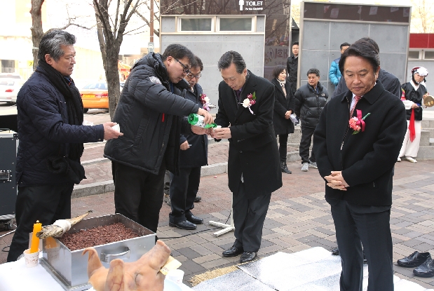 2015 ̵ ôȸ