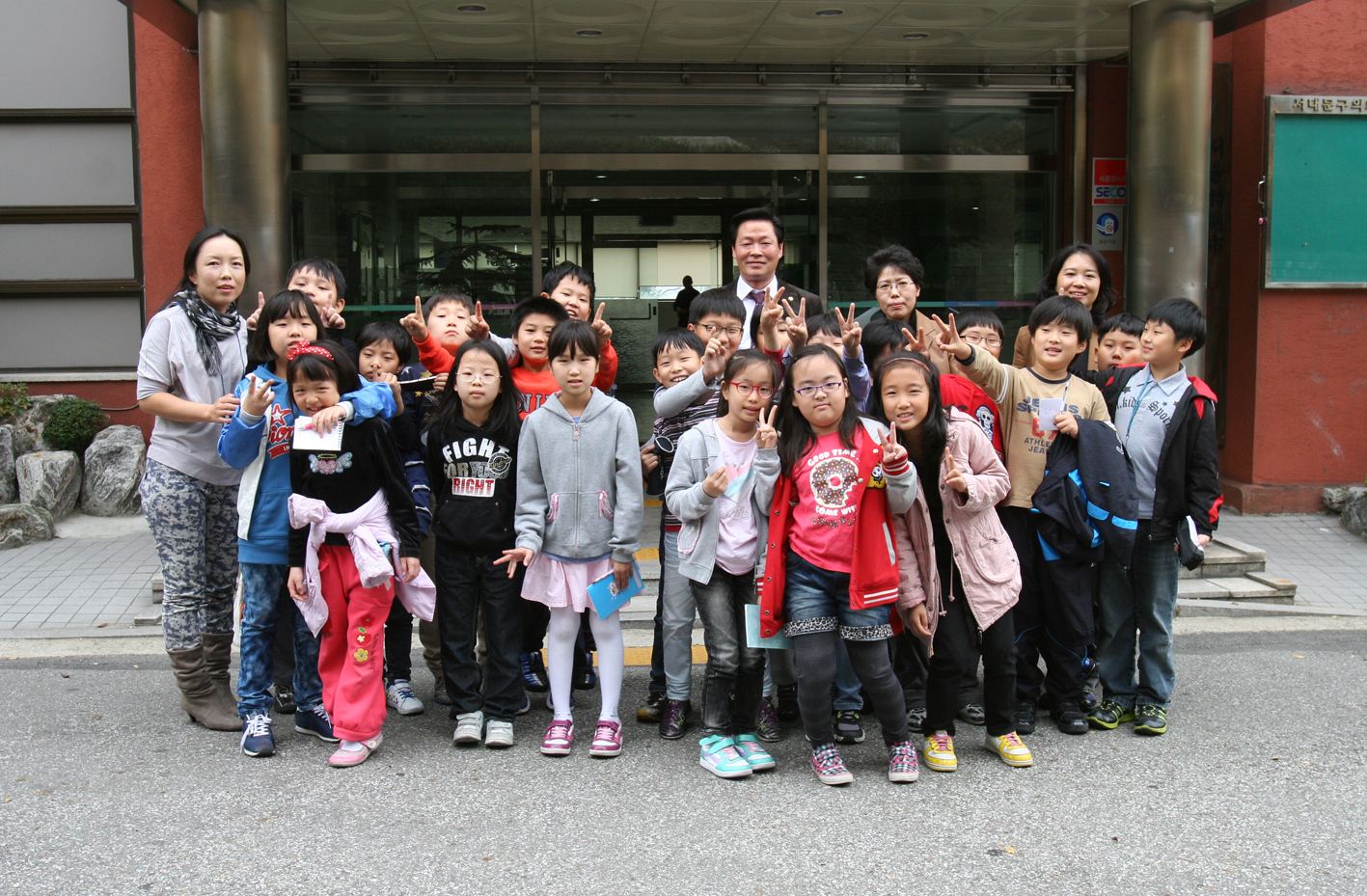창서초등학교 서대문구의회 방문 1