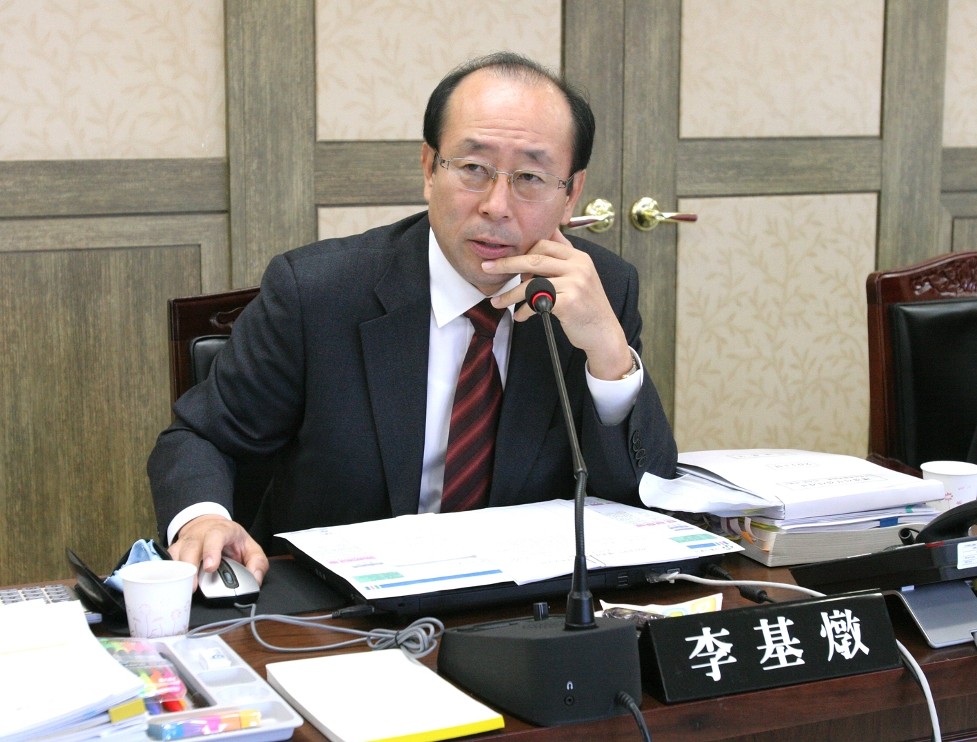 2011년 행정사무감사-재정건설위원회 강평 1