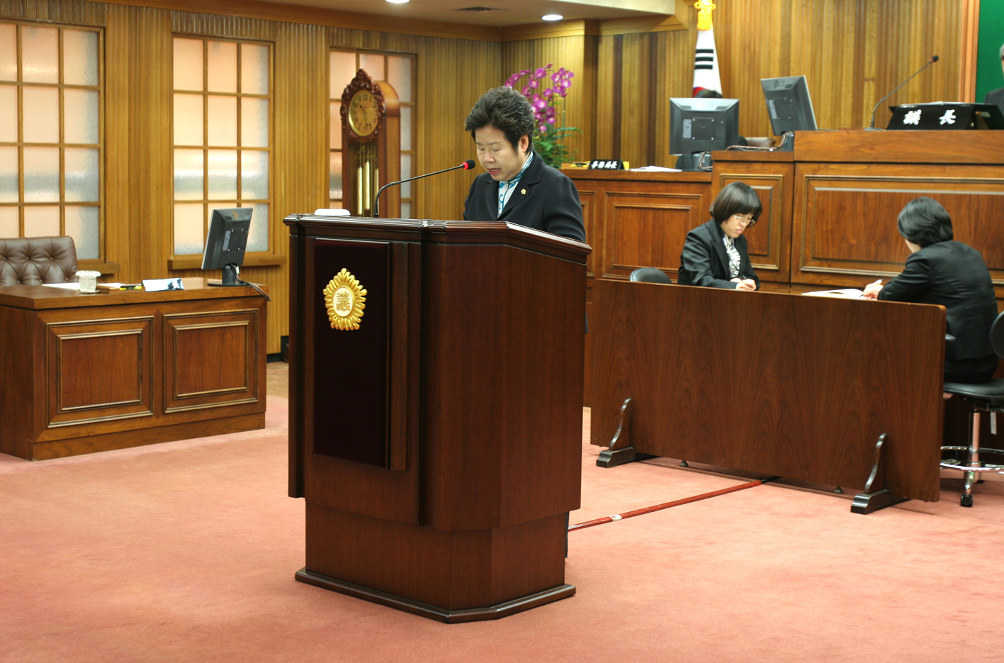 제185회 임시회 본회의 재정건설위원회 심사결과보고 1