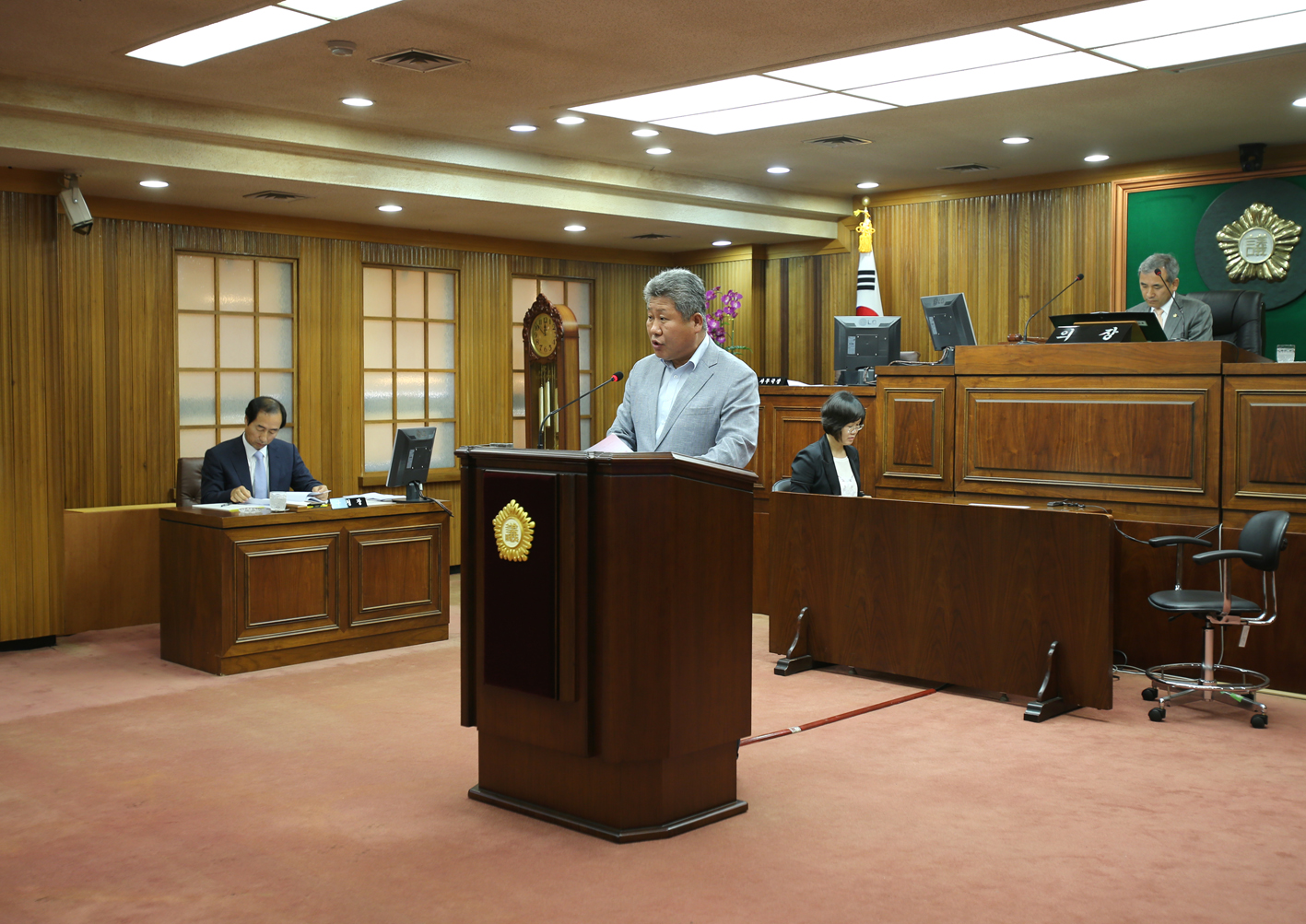 제197회 제1차 정례회 제2차 본회의 구정질문-홍길식 1