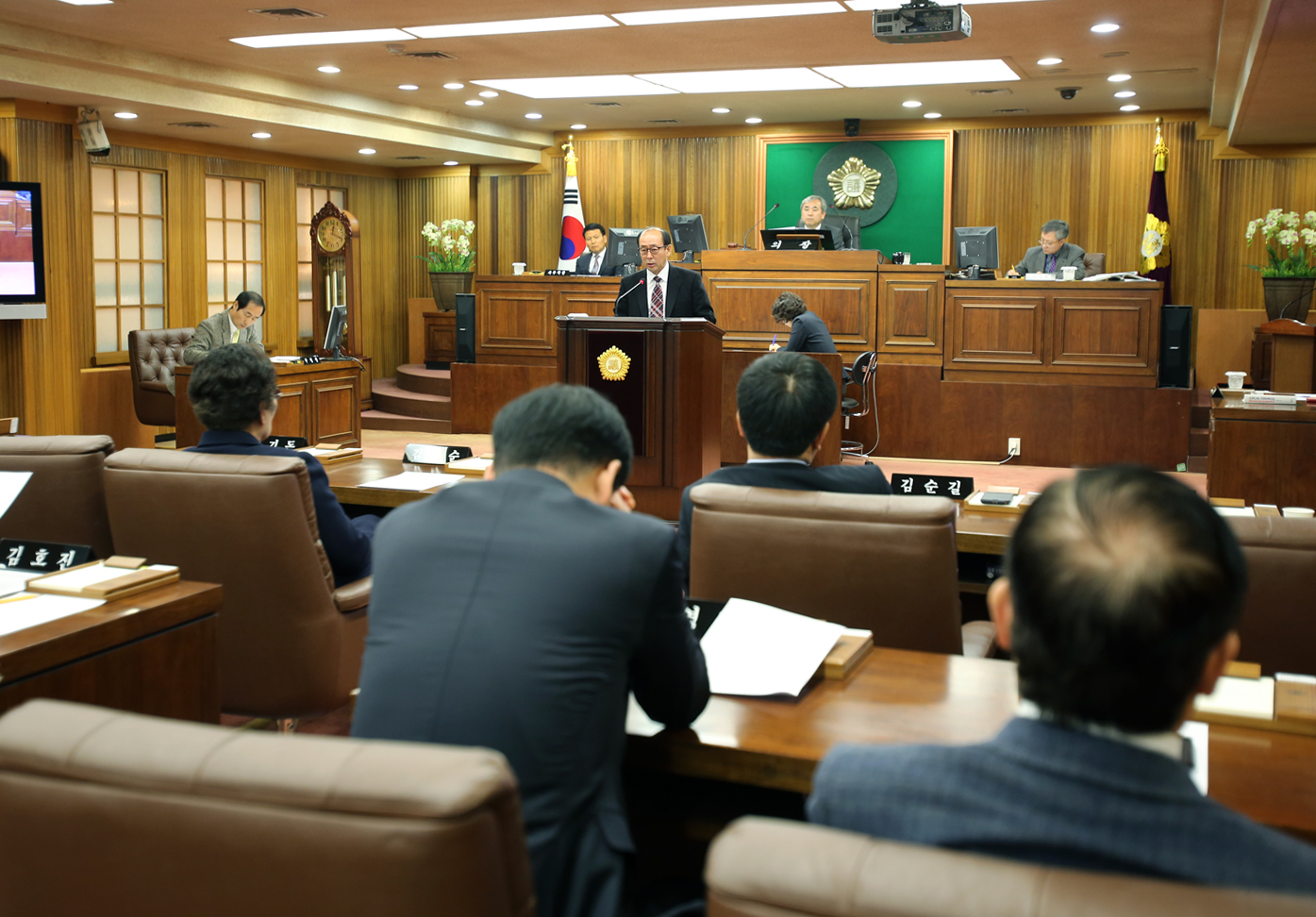 제203회 임시회 제2차 본회의 구정질문(이기돈 의원) 1