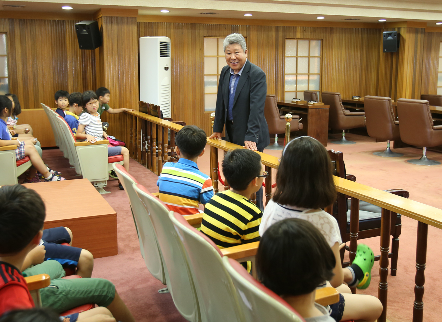 내고장탐방-홍제초등학교 의회방문 1