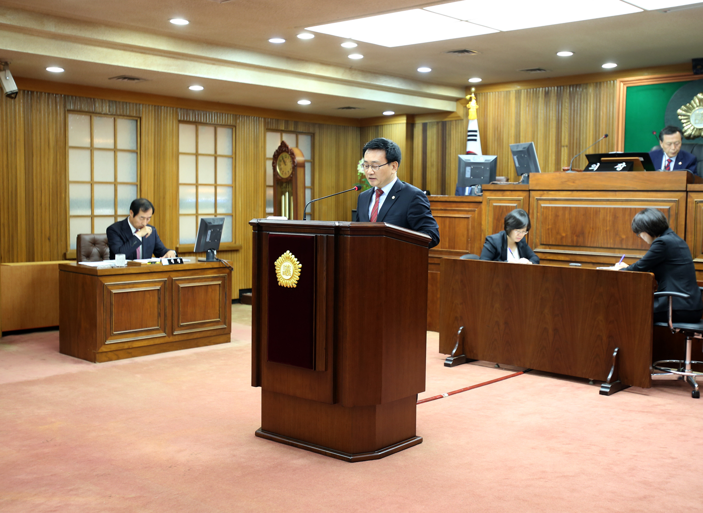 제209회 제1차 정례회 제2차 본회의 구정질문-김순길의원 1