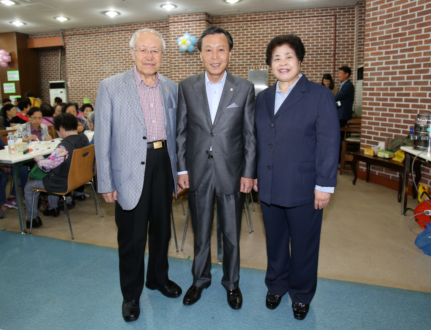 2014년 충현동 경로잔치-서현교회 1