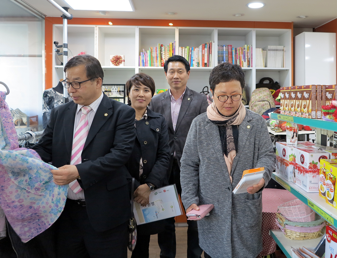 행정복지위원회 사회복지시설 방문(푸드마켓2호) 1