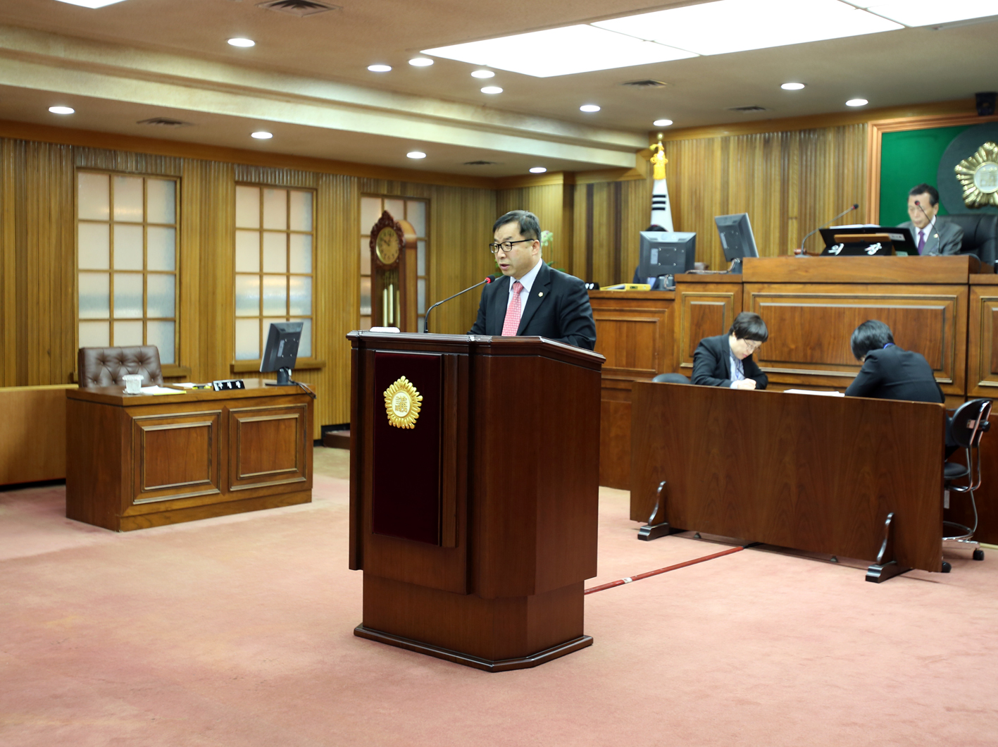 제214회 임시회 제2차 본회의 행정복지위원회 심사결과보고 1