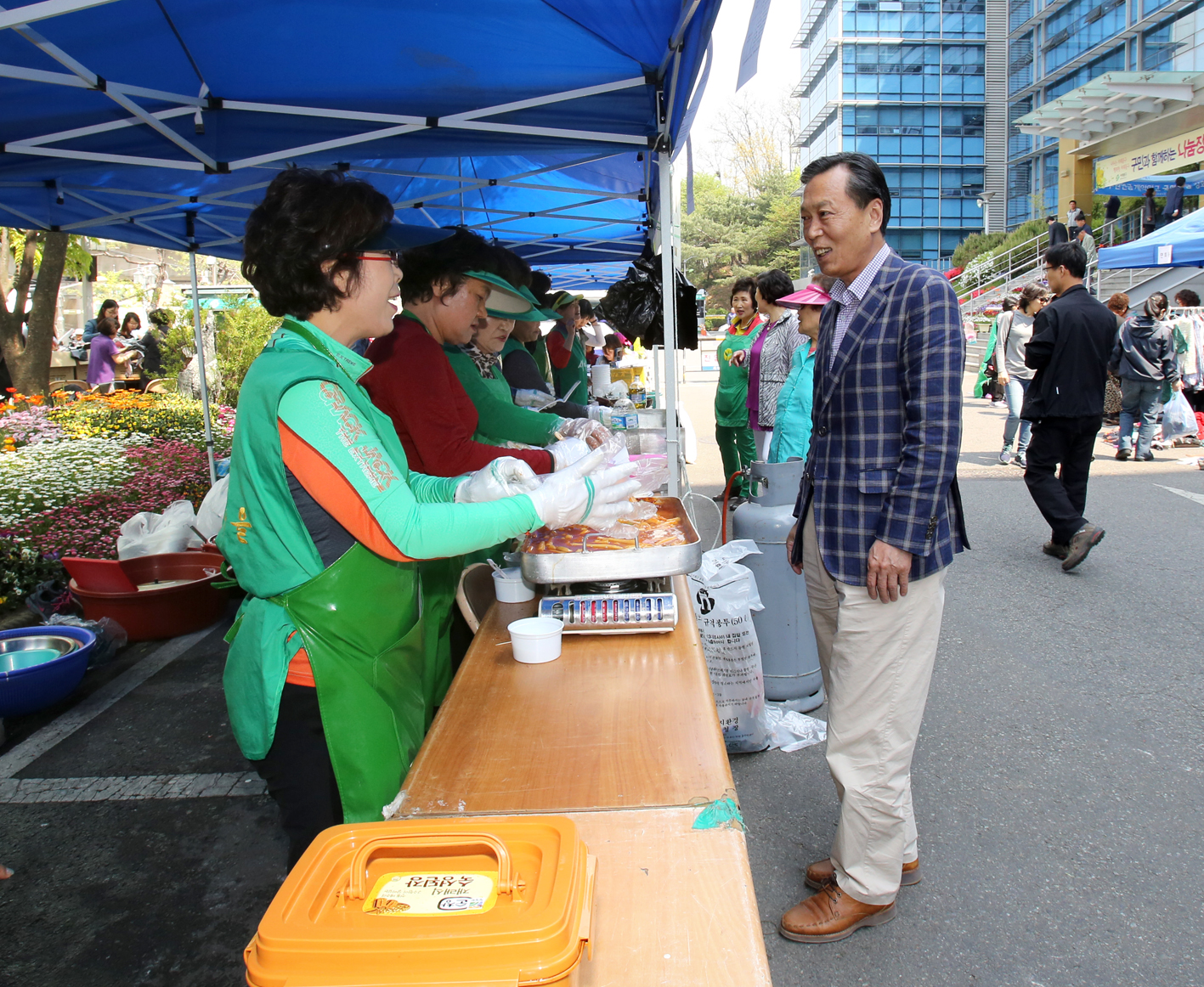 새마을부녀회 나눔장터 개최 1
