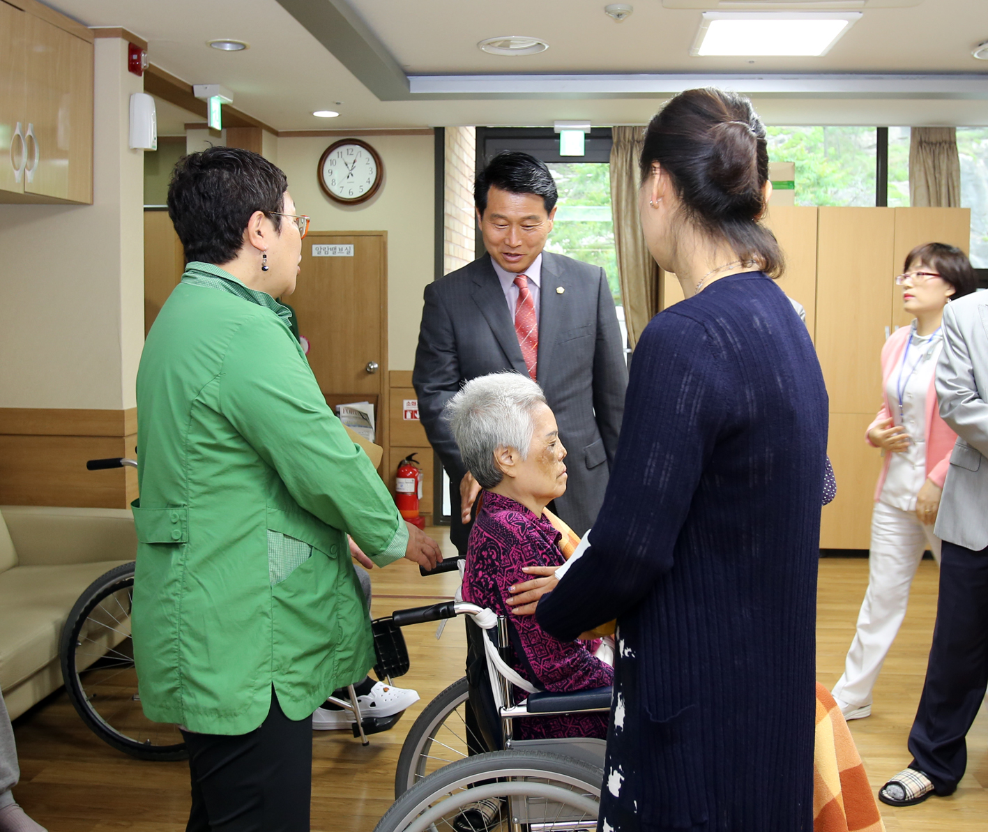 제215회 행정복지위원회 구립서대문 노인전문요양센터 현장방문 1