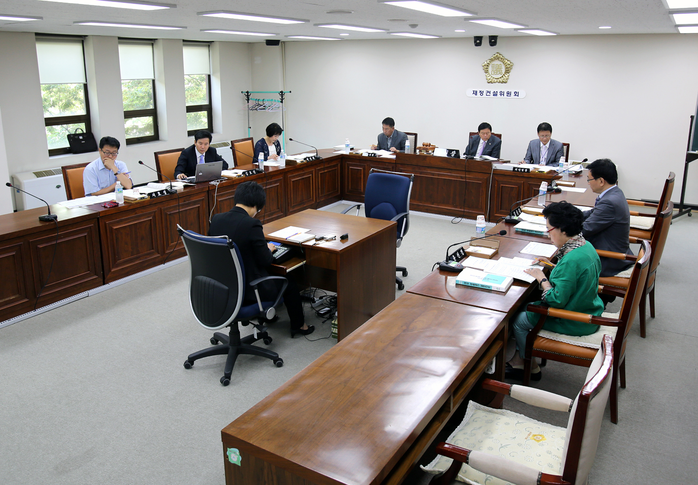 제216회 제1차 정례회 재정건설위원회 1