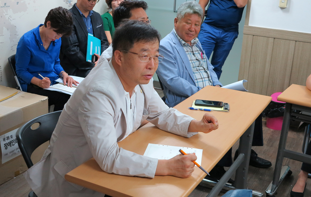 한국농아인협회 서울특별시협회 서대문구지부(수화통역센터)-행정복지위원회 현장방문 1