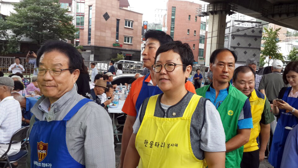 서대문구어르신을 위한 사랑의 짜장면 나눔봉사-핸드폰자료제공 1