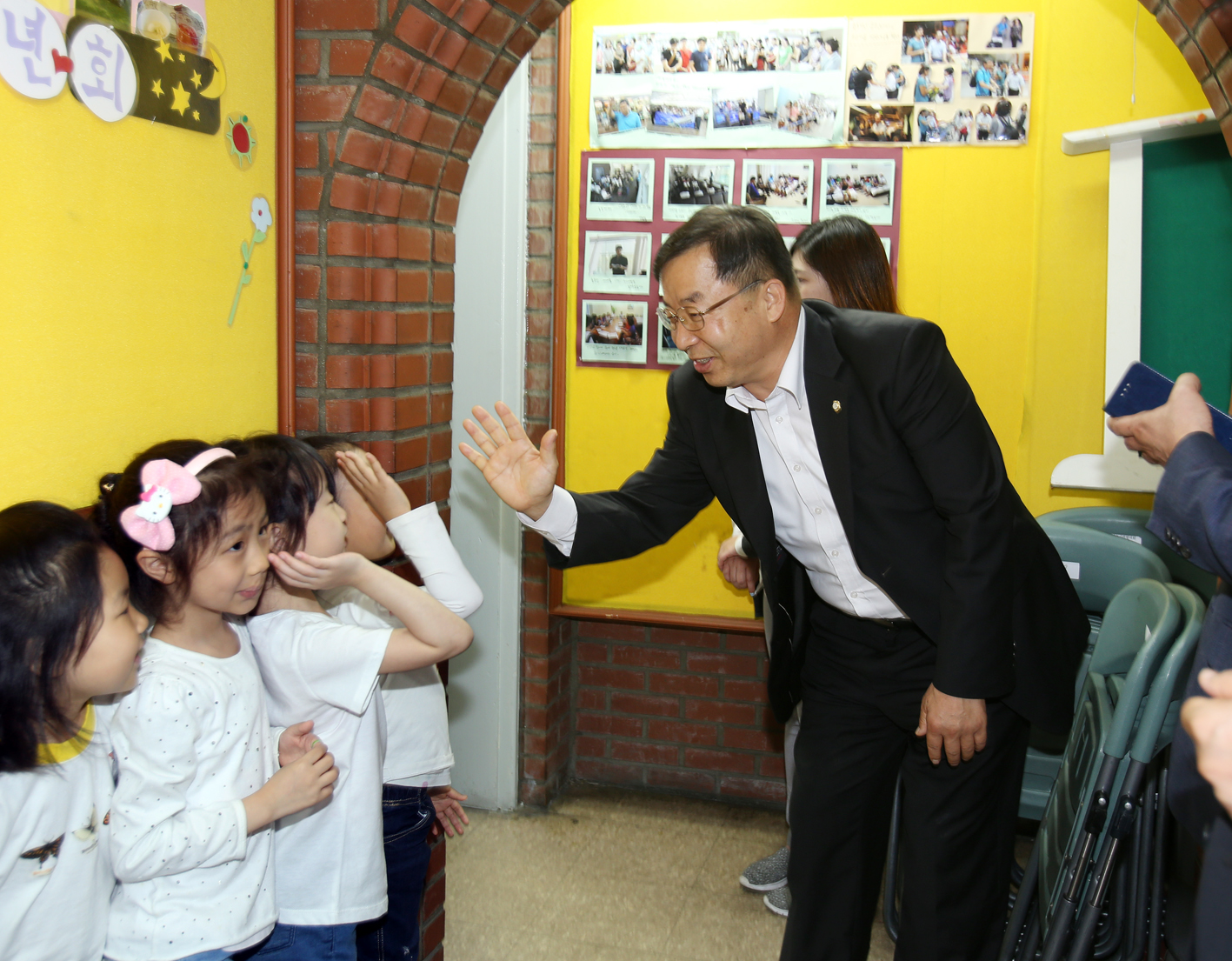 제44회 어버이날 기념  경로행사-어르신들의 건강과 행복을 기원합니다 7
