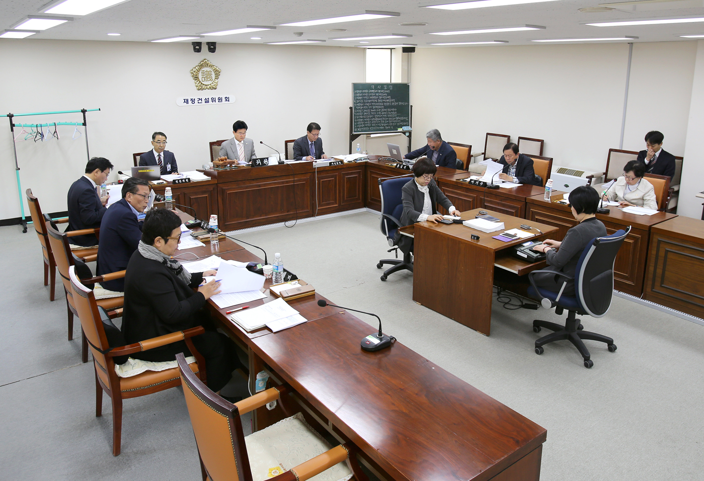 제228회 임시회 제1차 재정건설위원회 1