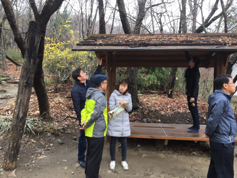 안산 배드민턴장 정자교체 현장방문(핸드폰 자료제공) 1