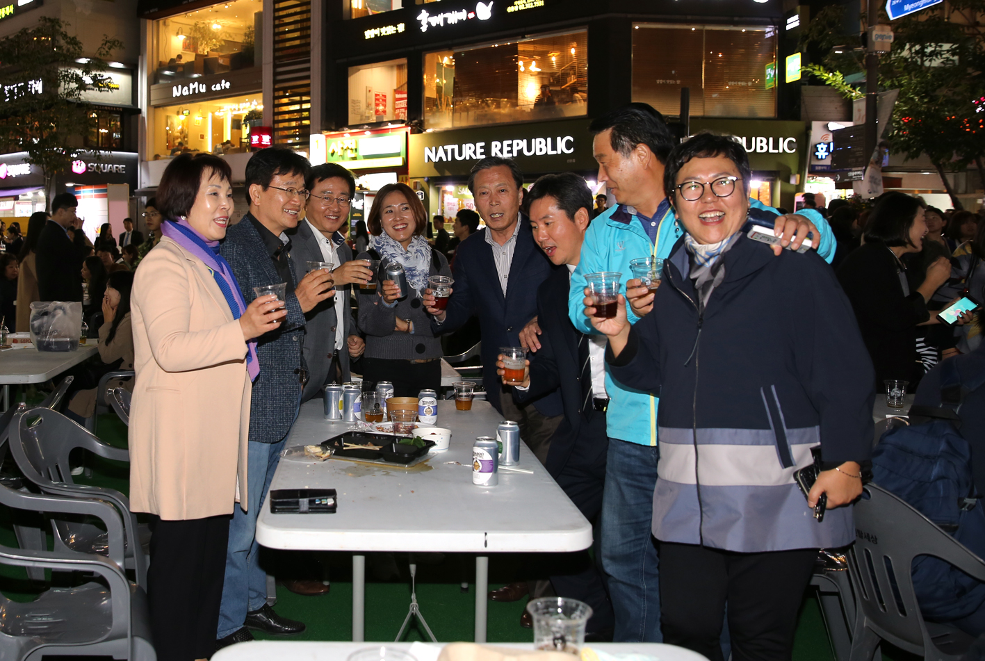 제3회 신촌 맥주축제 개막식 15
