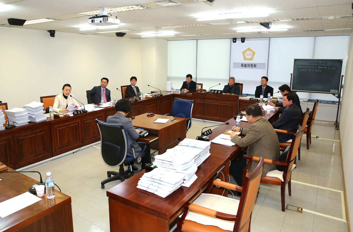 제239회 임시회 제10차 특별위원회 1