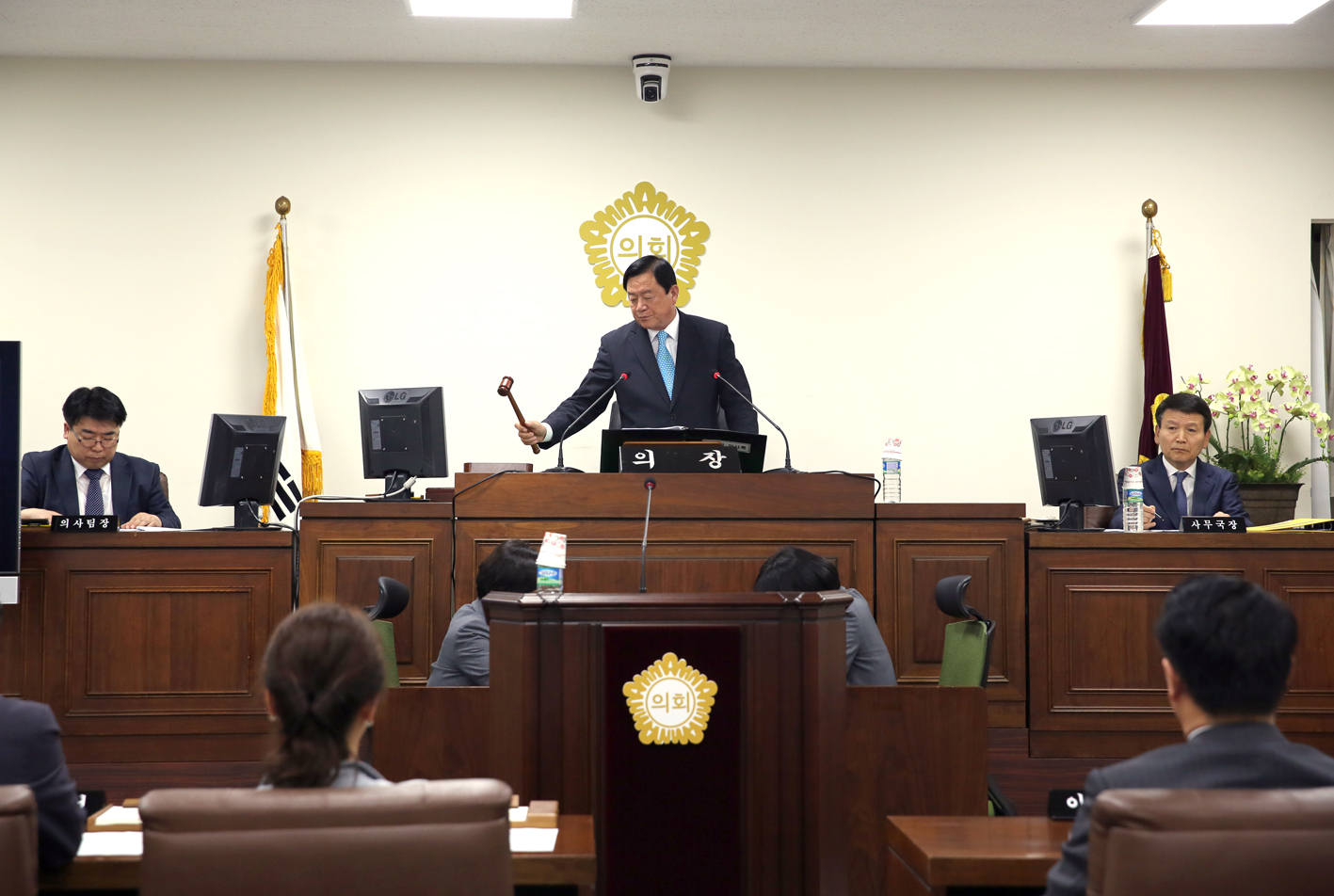 제242회 임시회 의장 선출의 건 3