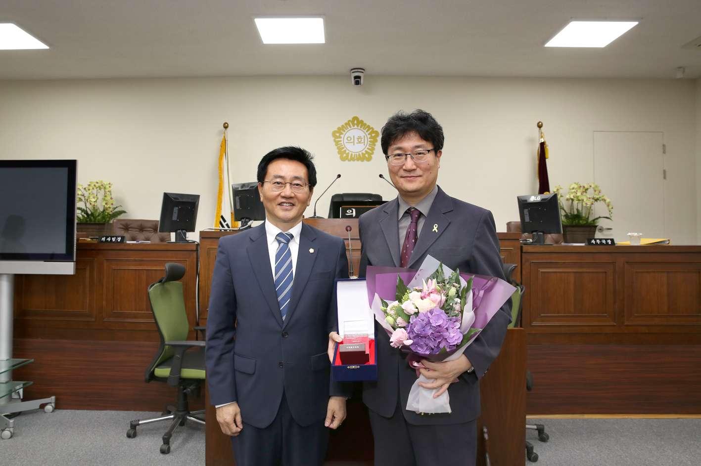 제234회 임시회 제3차 본회의(제7대의회 감사패 전달식) 6