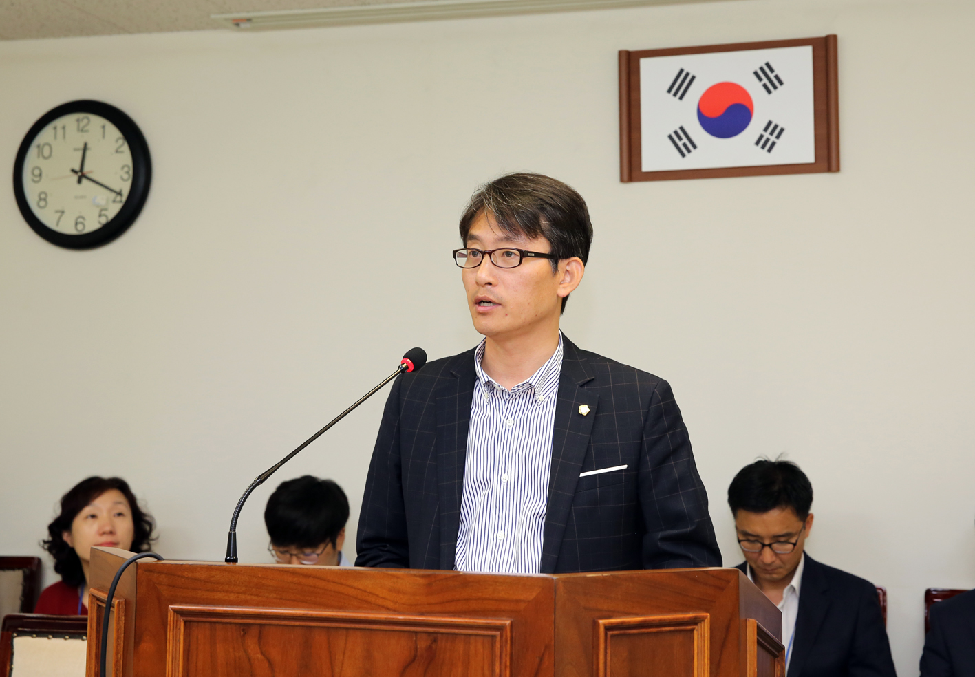 제245회 임시회 의회운영위원회 9