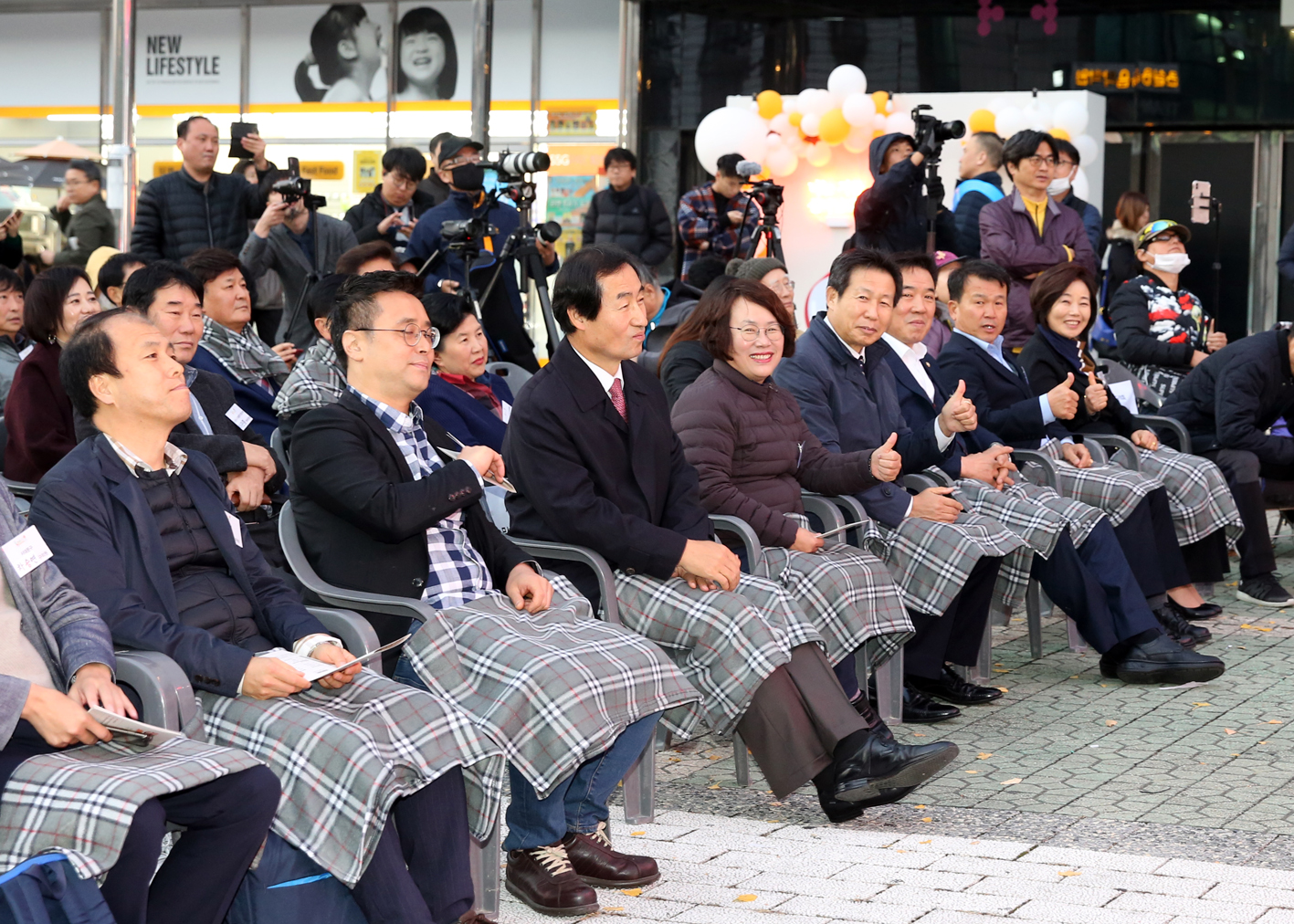 신촌. 이대 난다축제 개막식 14