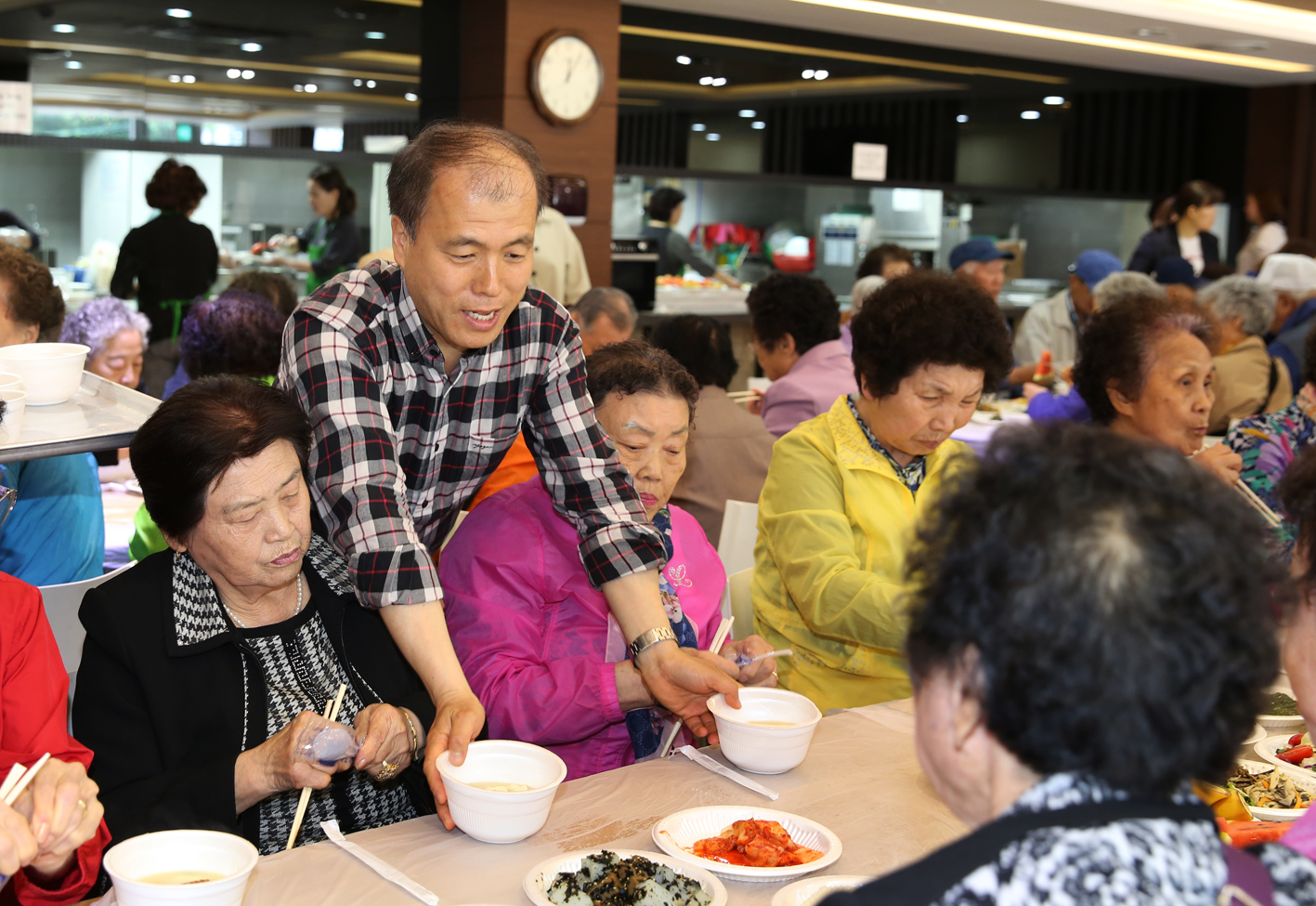 제47회 연희동 어버이날 기념 경로행사 7