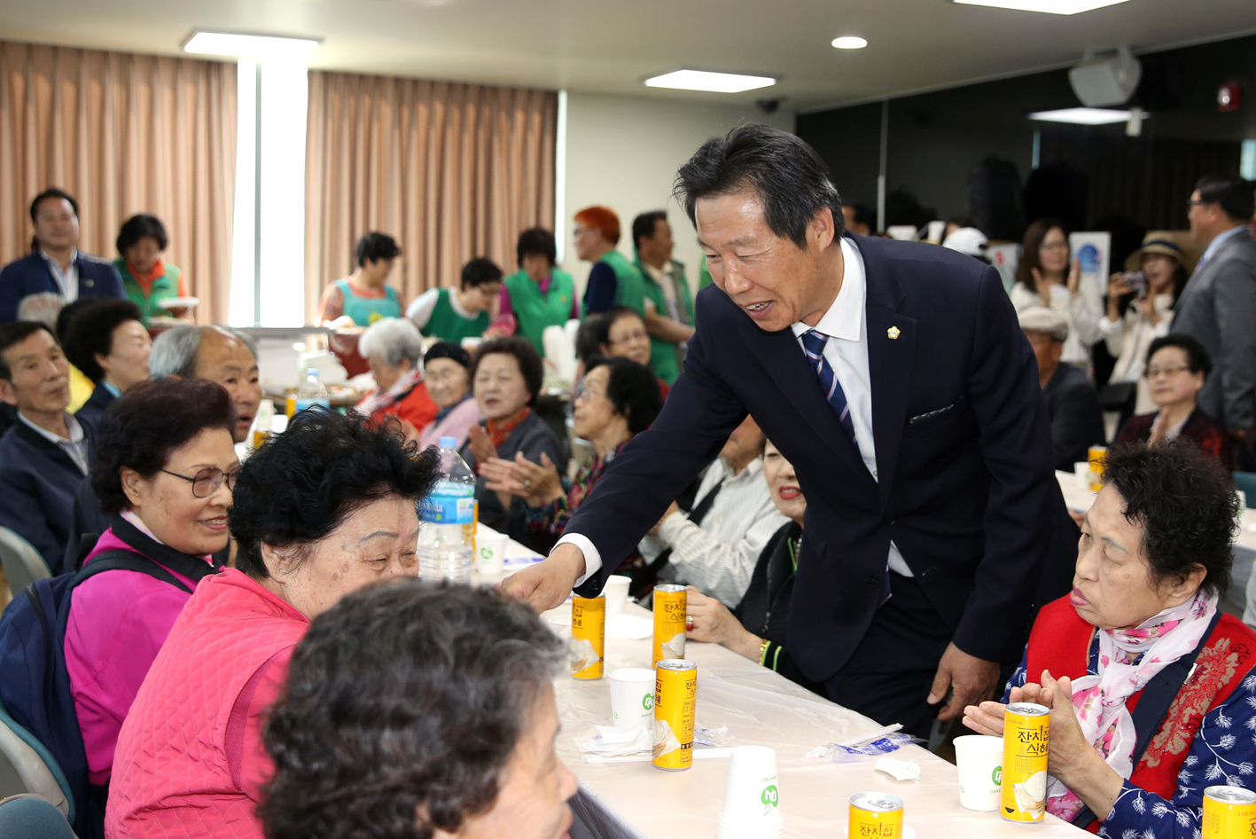 제47회 홍은1동 어버이날 기념 경로행사 11