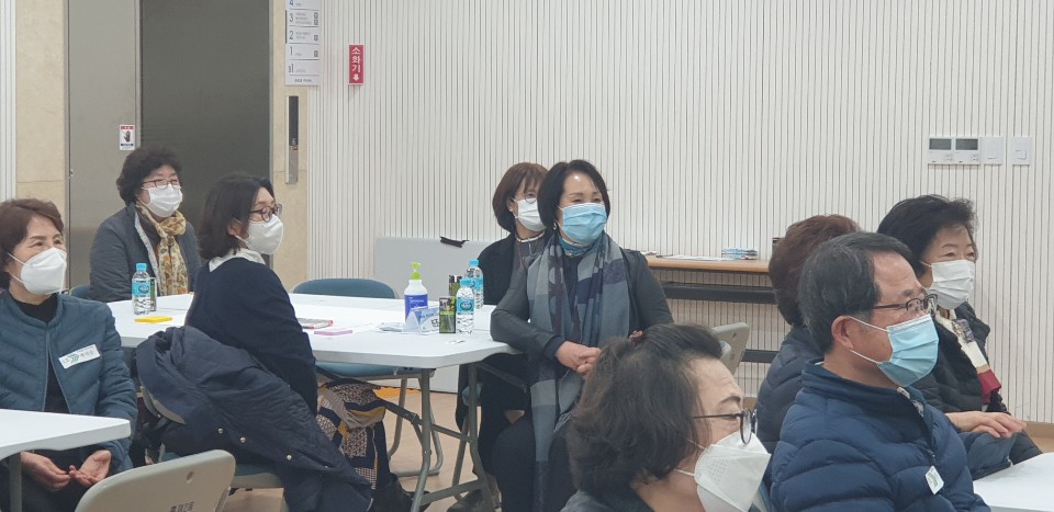 홍제2동 주민자치회 자치감수성 교육(박경희의장 사진자료제공) 2