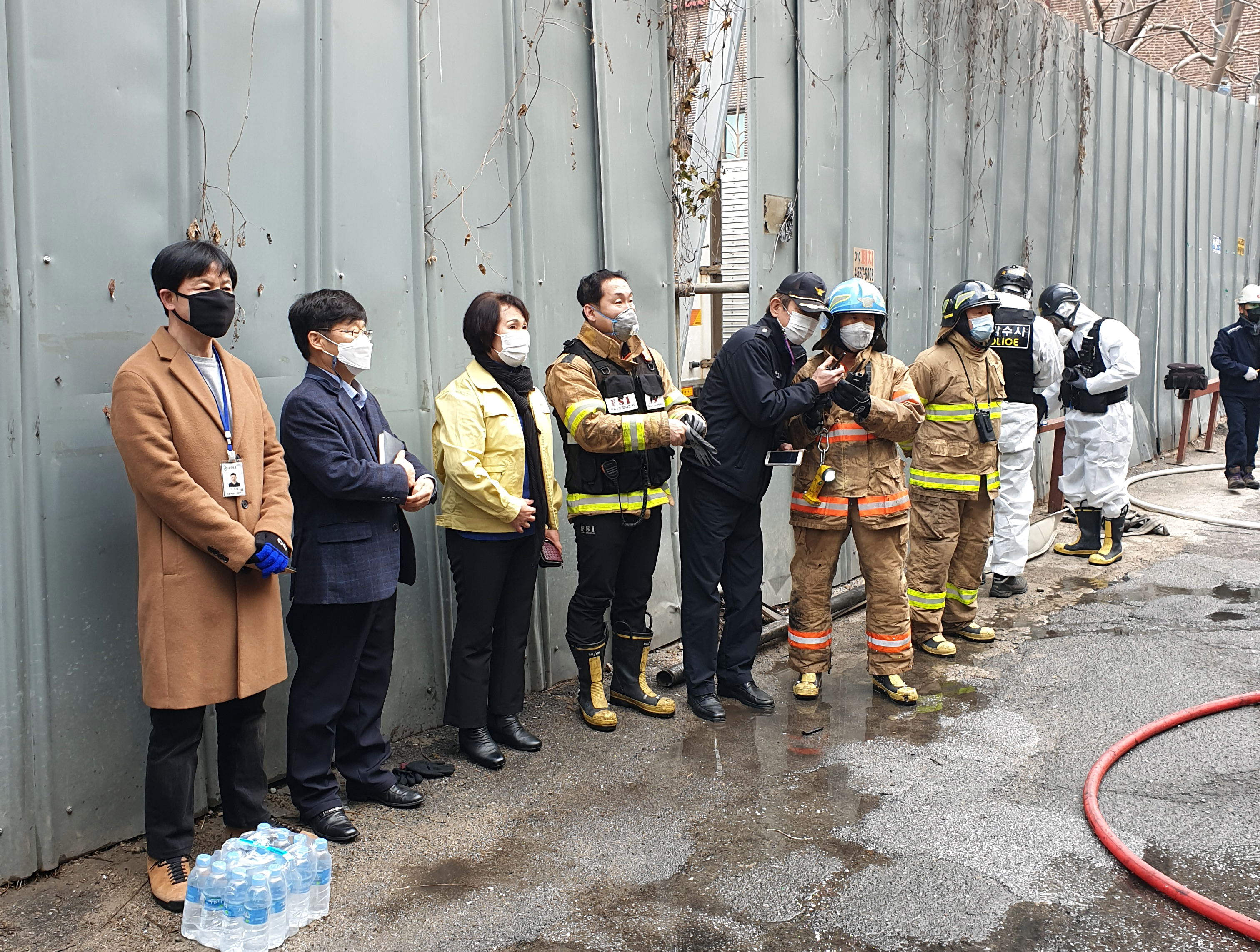 홍제동 화재 현장 방문(박경희 의원 사진제공) 1