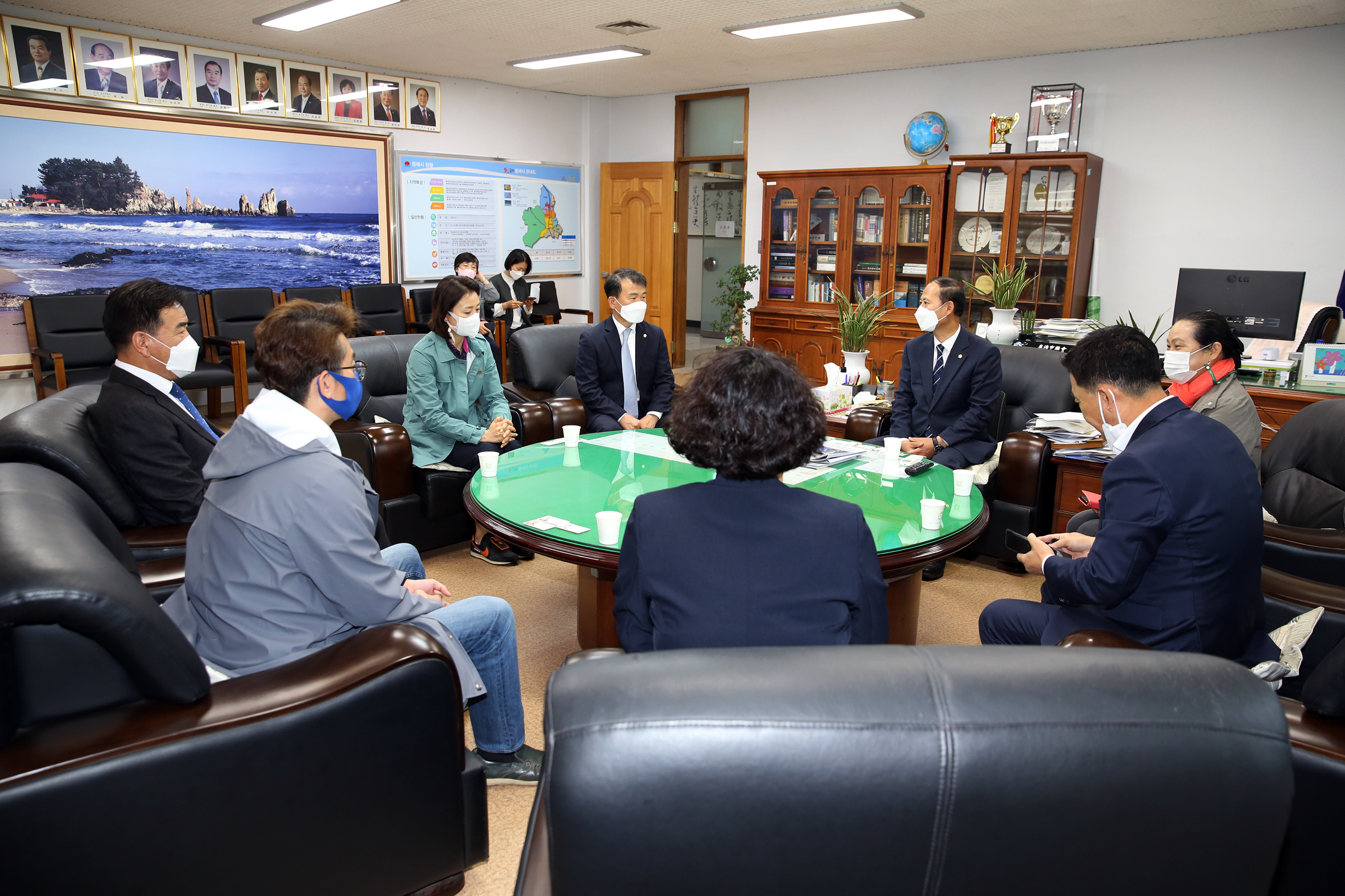 동해시의회 의장단과의 차담회(재정건설위원회 비교시찰) 2