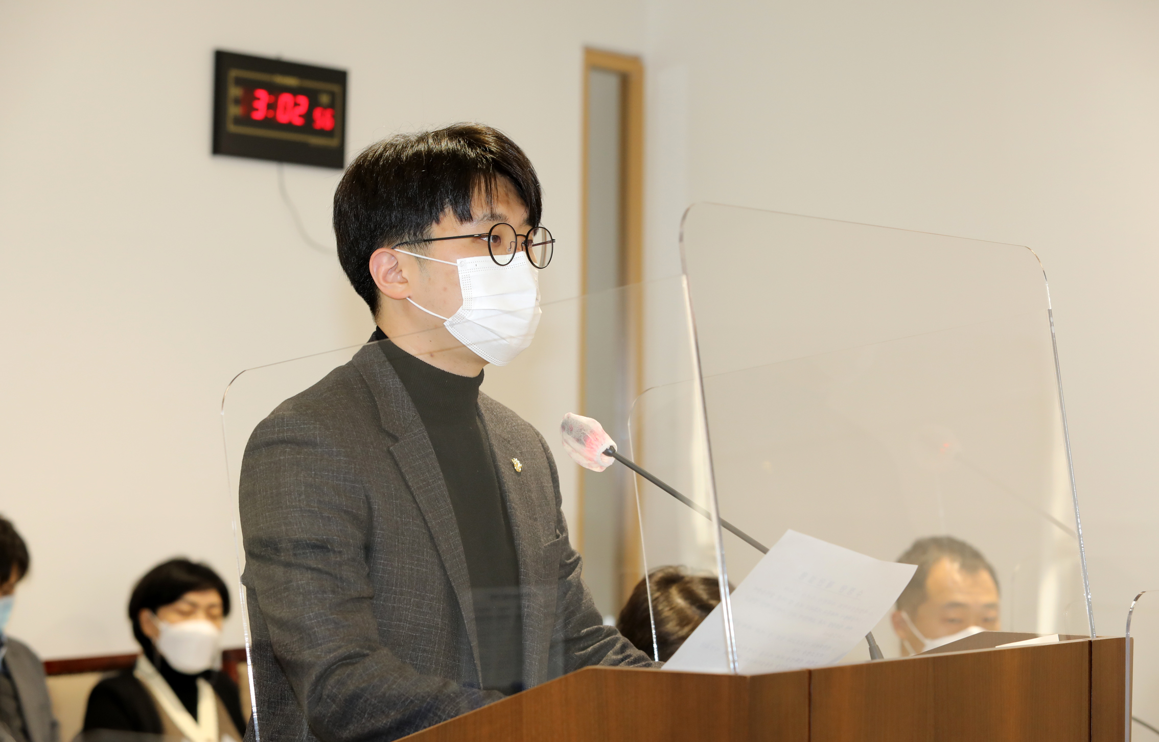 제276회 제2차 정례회 제4차 재정건설위원회 의원 안건심사 1