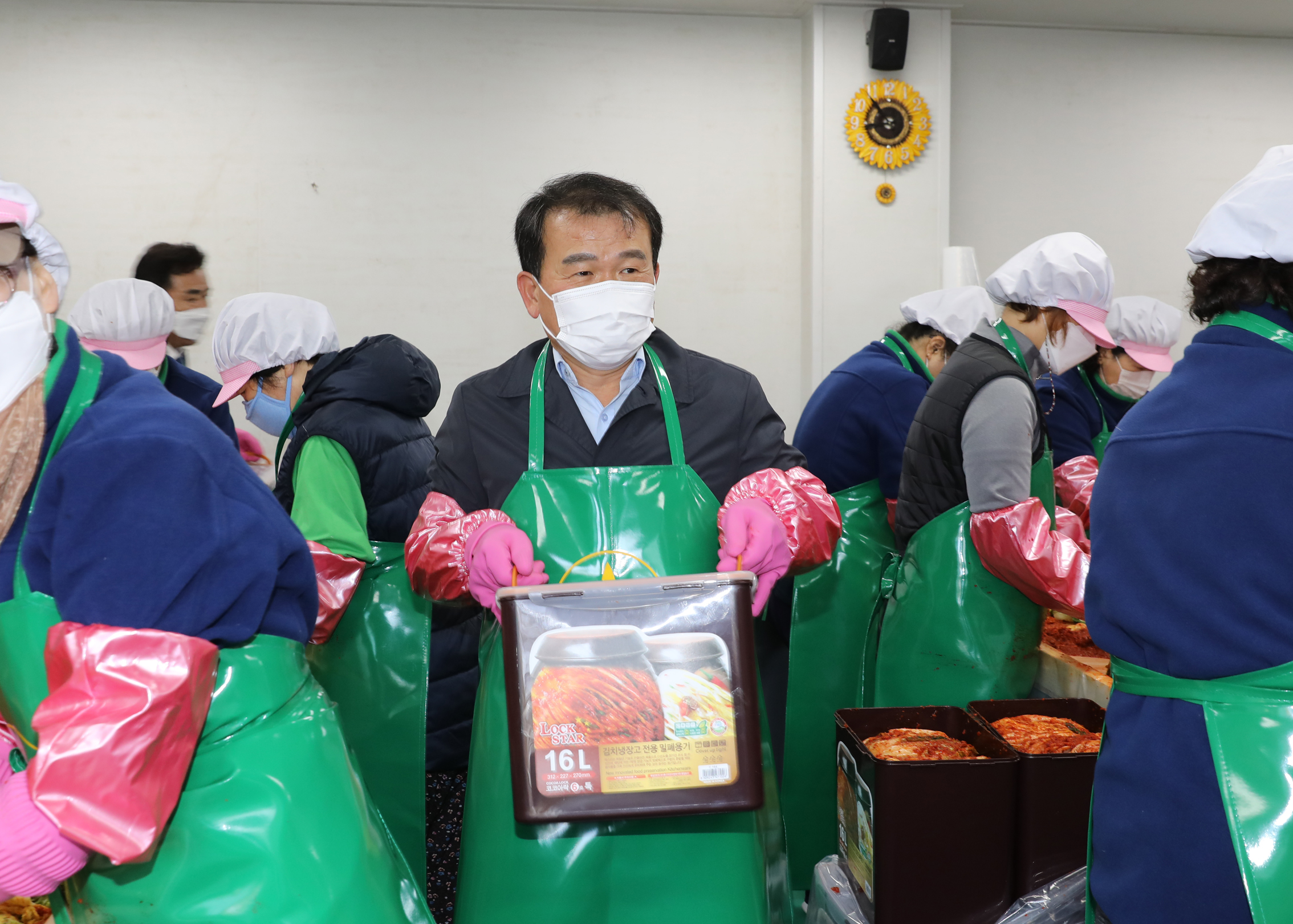 새마을부녀회 2021년 사랑의 김장나누기(충현,북아현,연희,홍제1,홍제3, 홍은1,북가좌1) 13