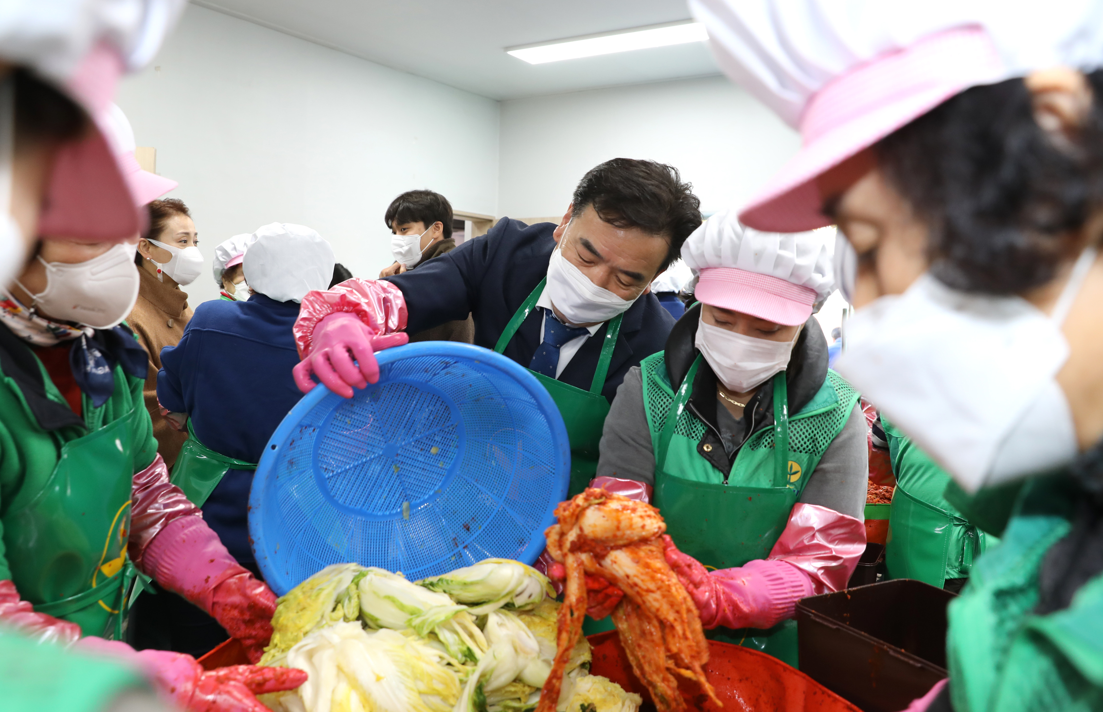 새마을부녀회 2021년 사랑의 김장나누기(충현,북아현,연희,홍제1,홍제3, 홍은1,북가좌1) 17