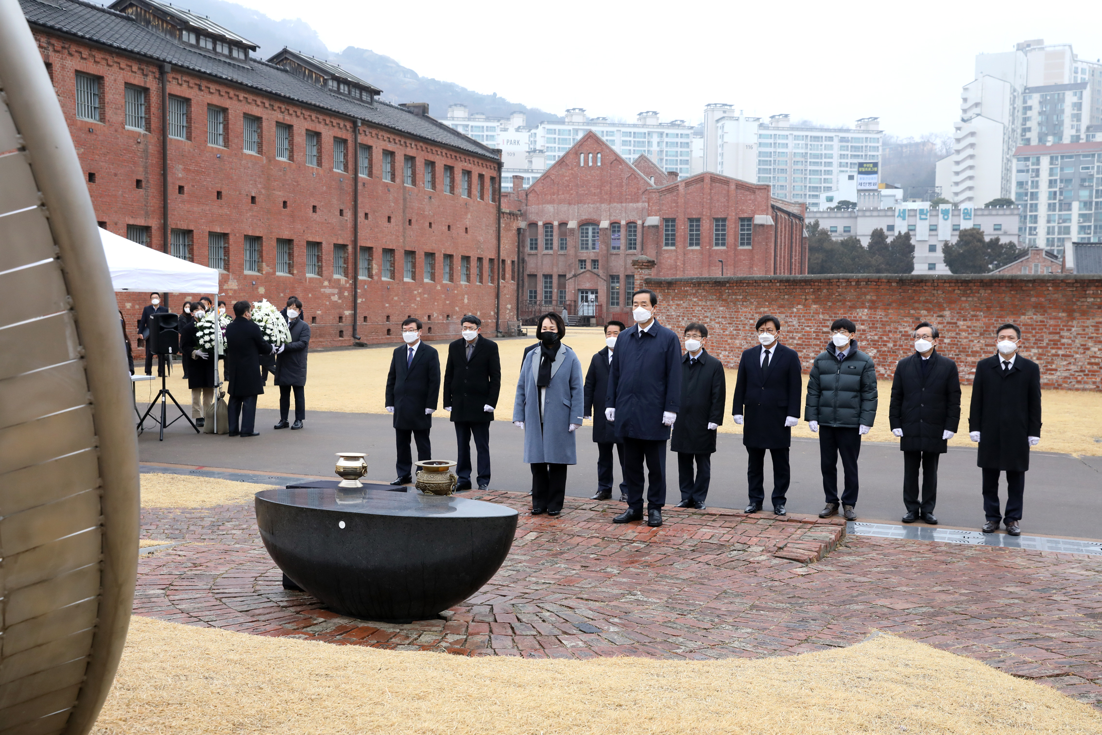 3.1절 순국선열 헌화 및 분향 2