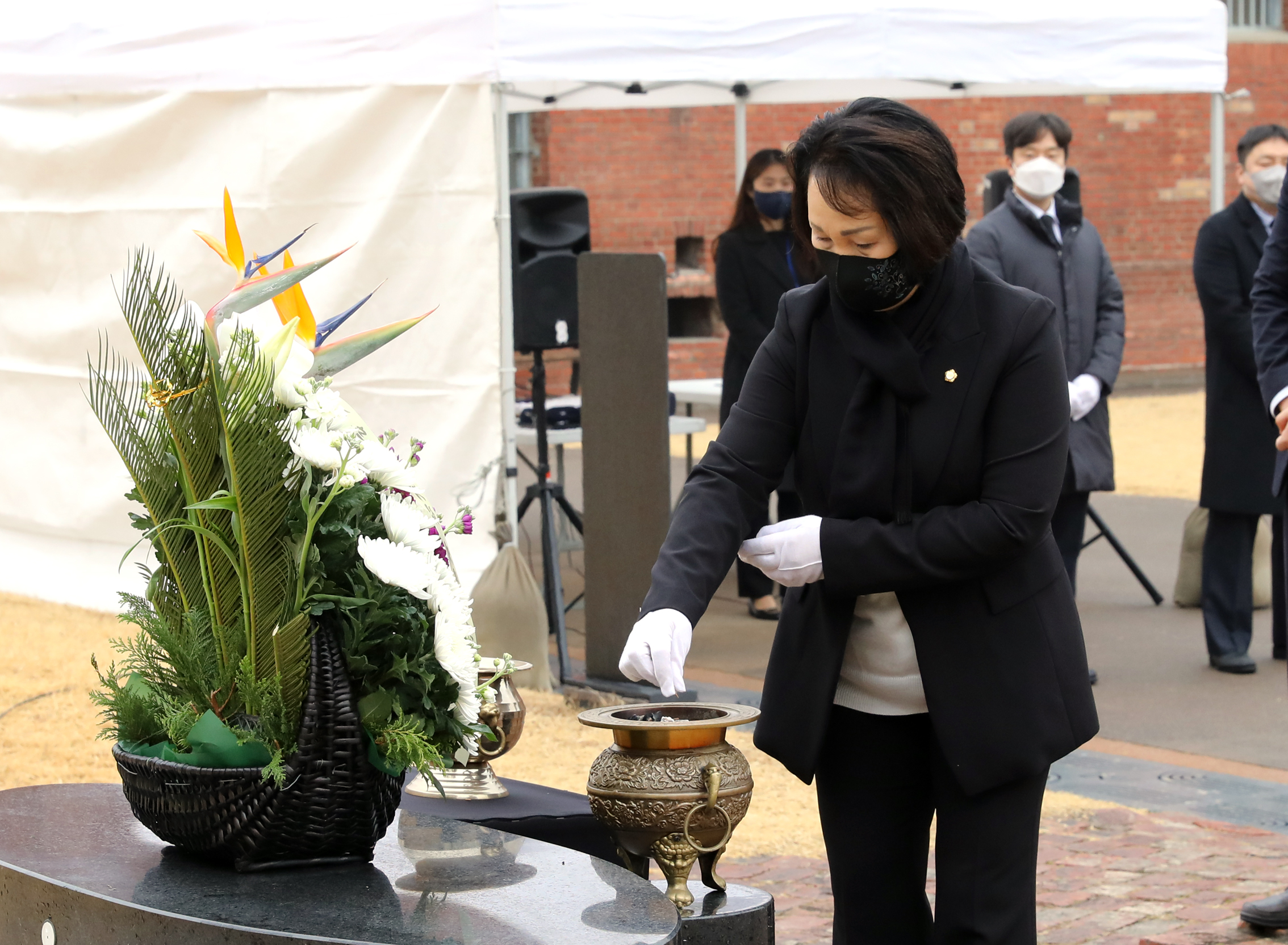 3.1절 순국선열 헌화 및 분향 36