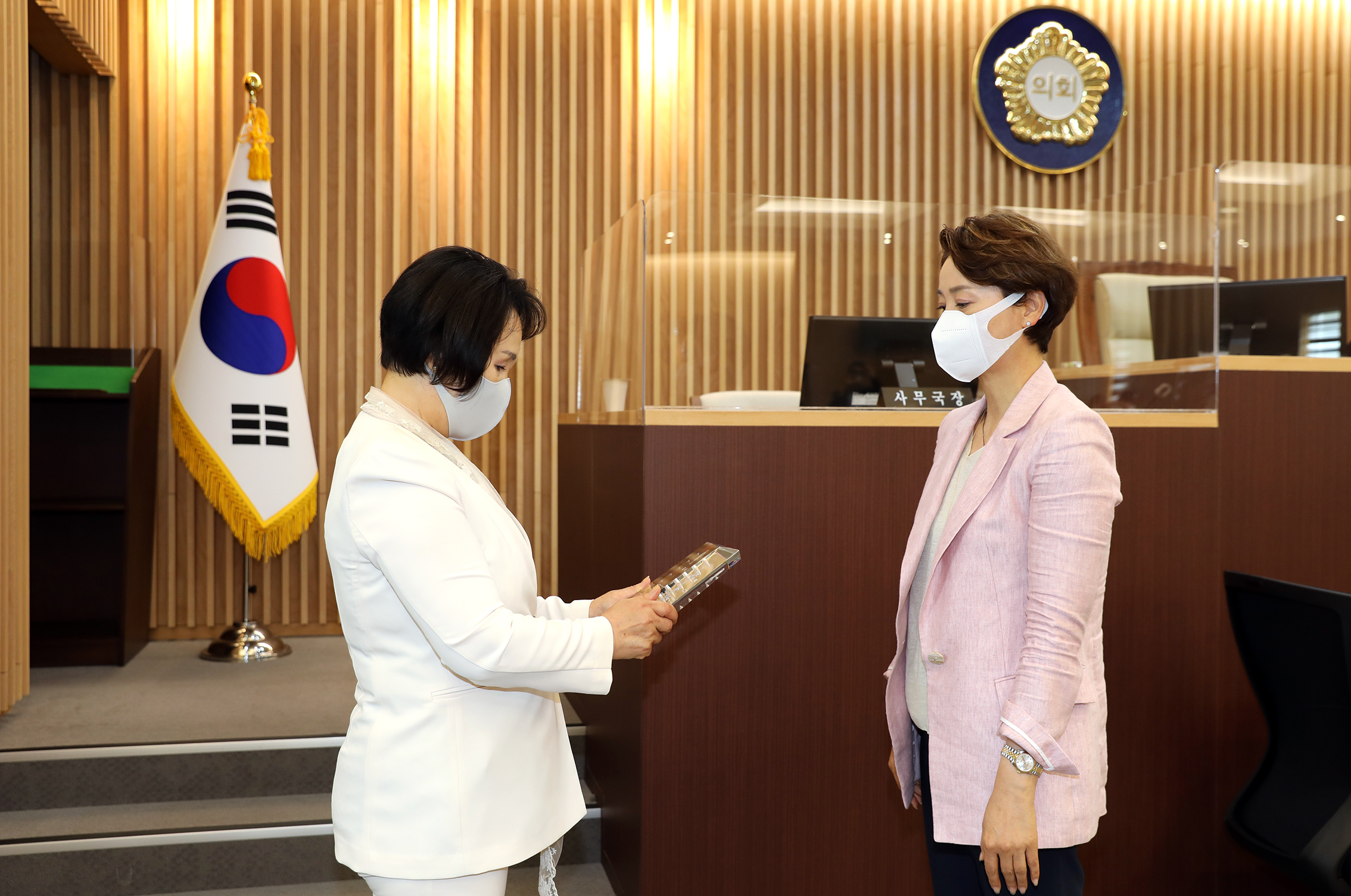 제8대의원 퇴임식 및 의장단 감사패 전달식 15
