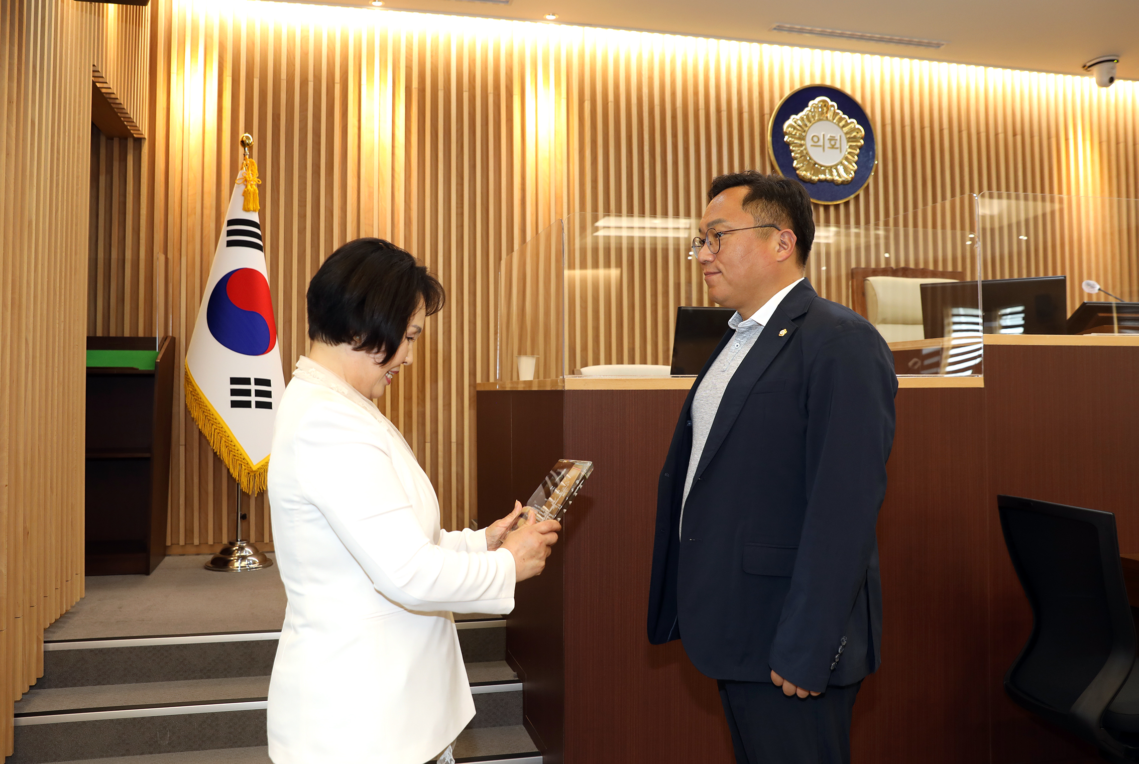 제8대의원 퇴임식 및 의장단 감사패 전달식 17