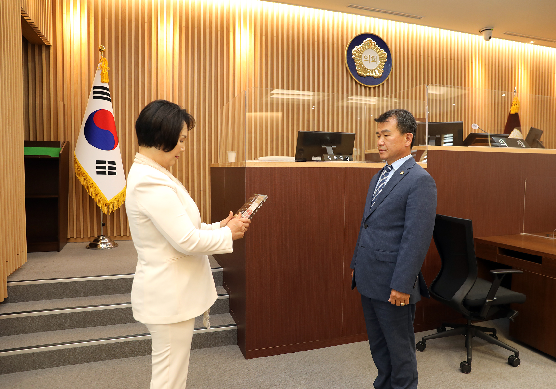 제8대의원 퇴임식 및 의장단 감사패 전달식 22