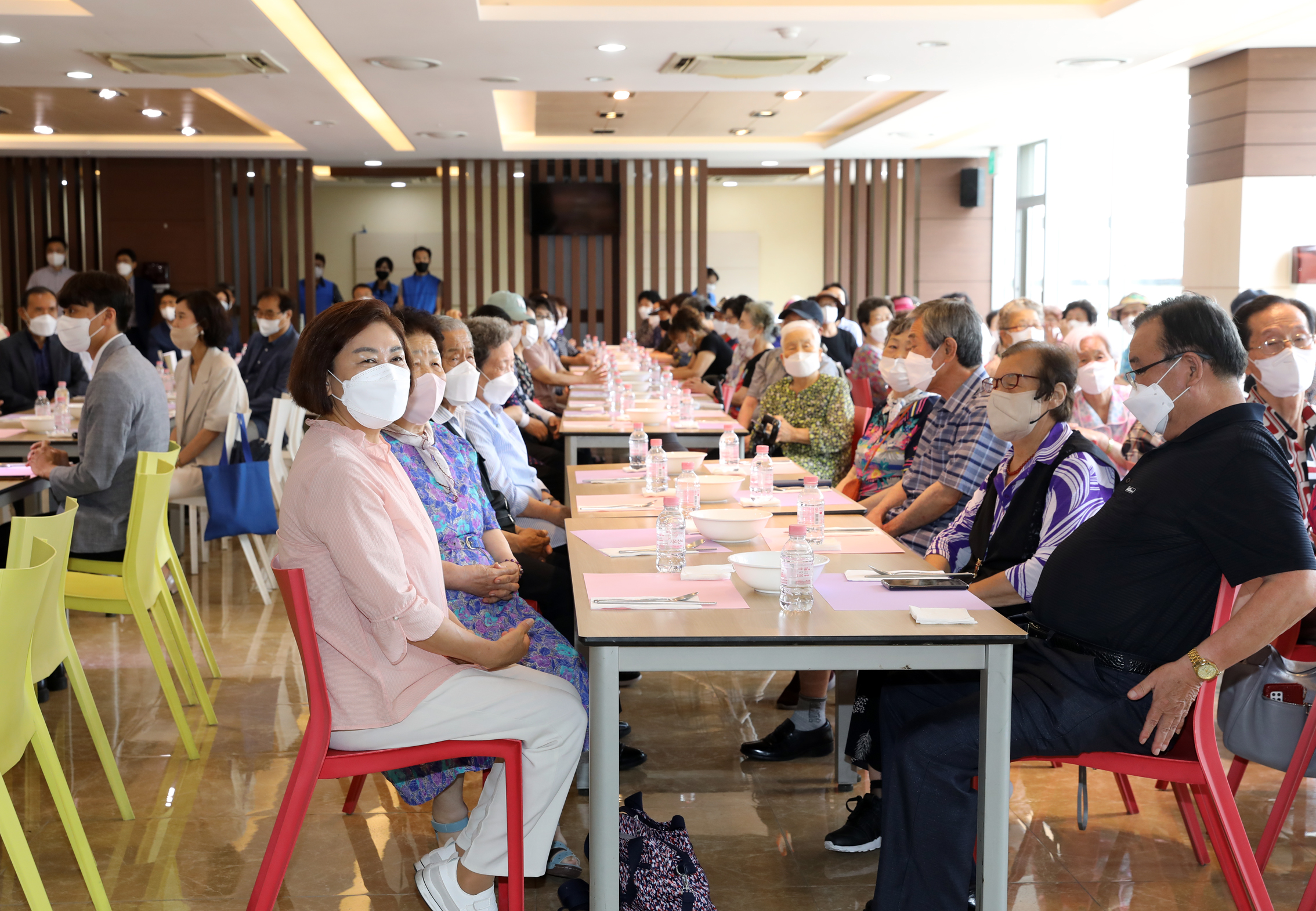 지역사회 어르신 섬김행사(원천사회복지단) 11