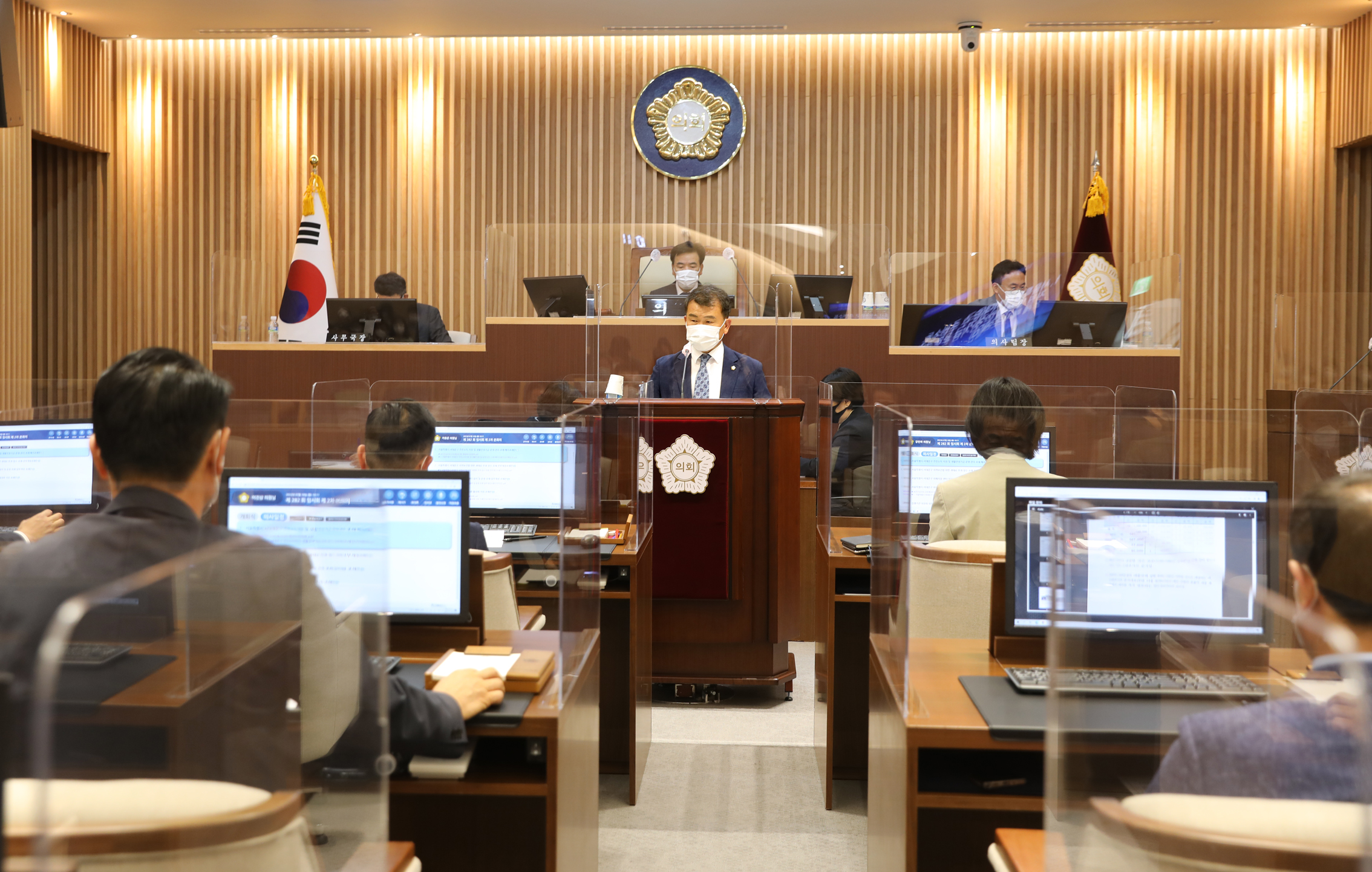 제282회 임시회 제2차 본회의 폐회식 6
