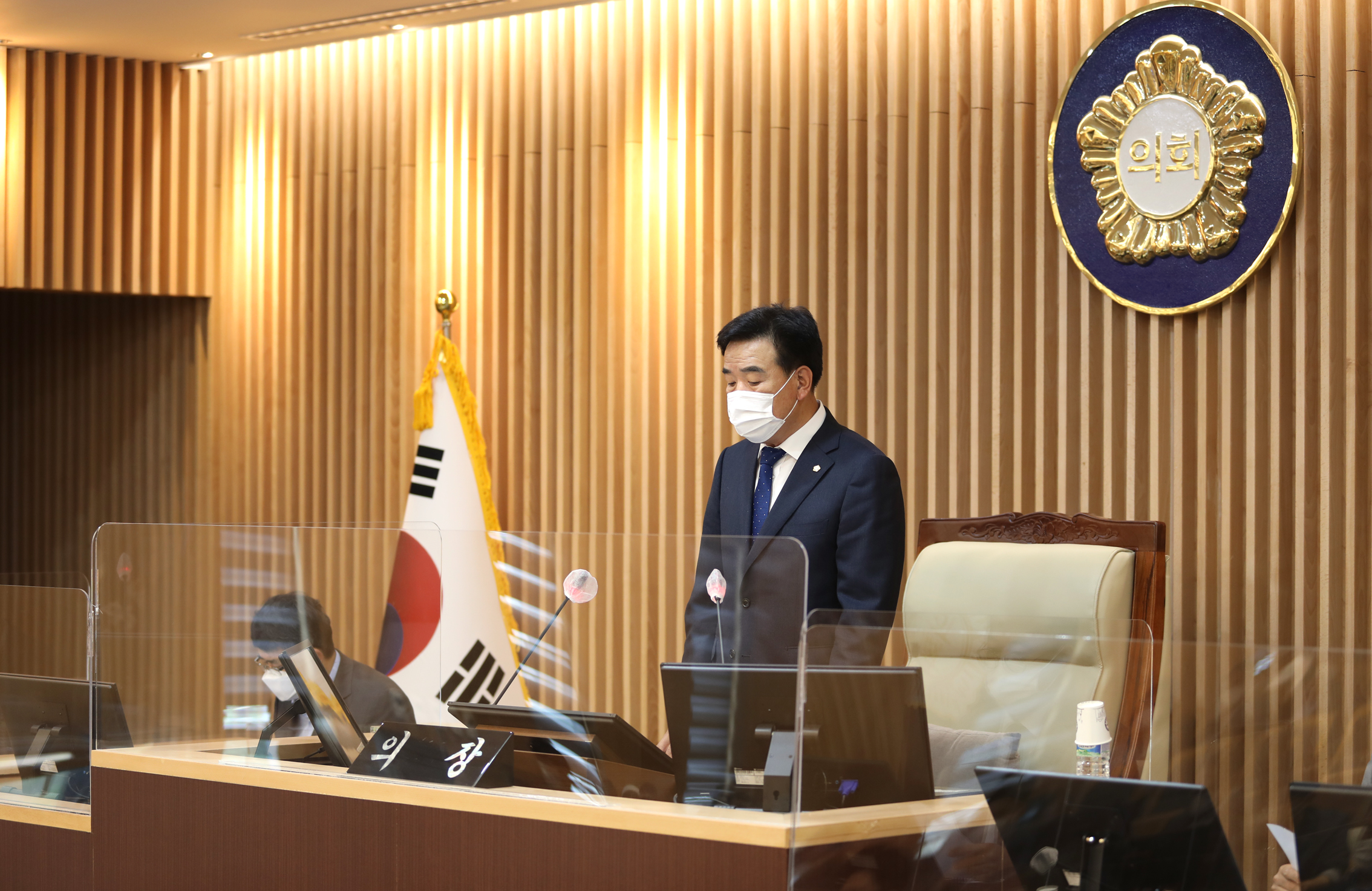 제282회 임시회 제2차 본회의 폐회식 9