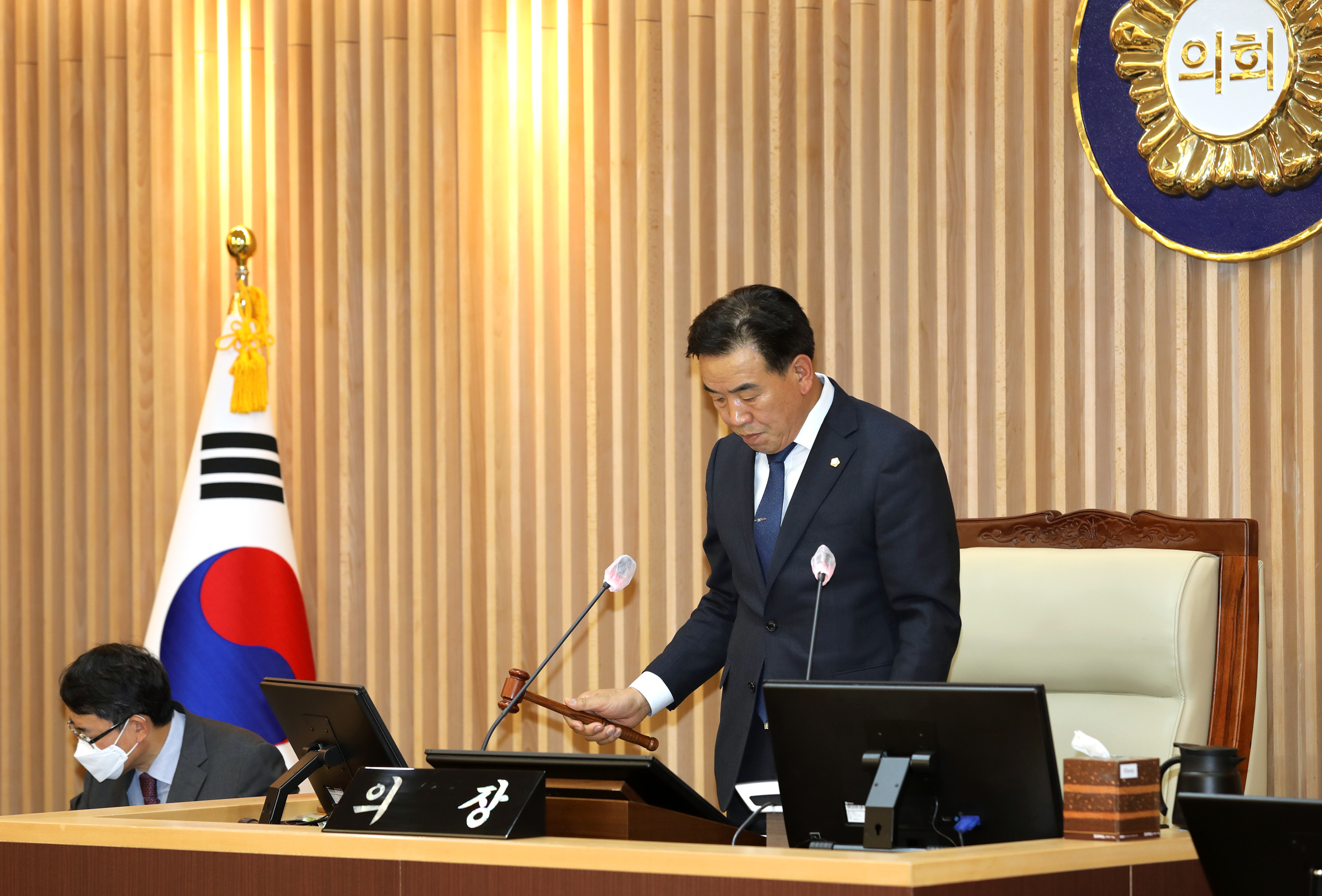 제284회 임시회 제2차 본회의 폐회식 10