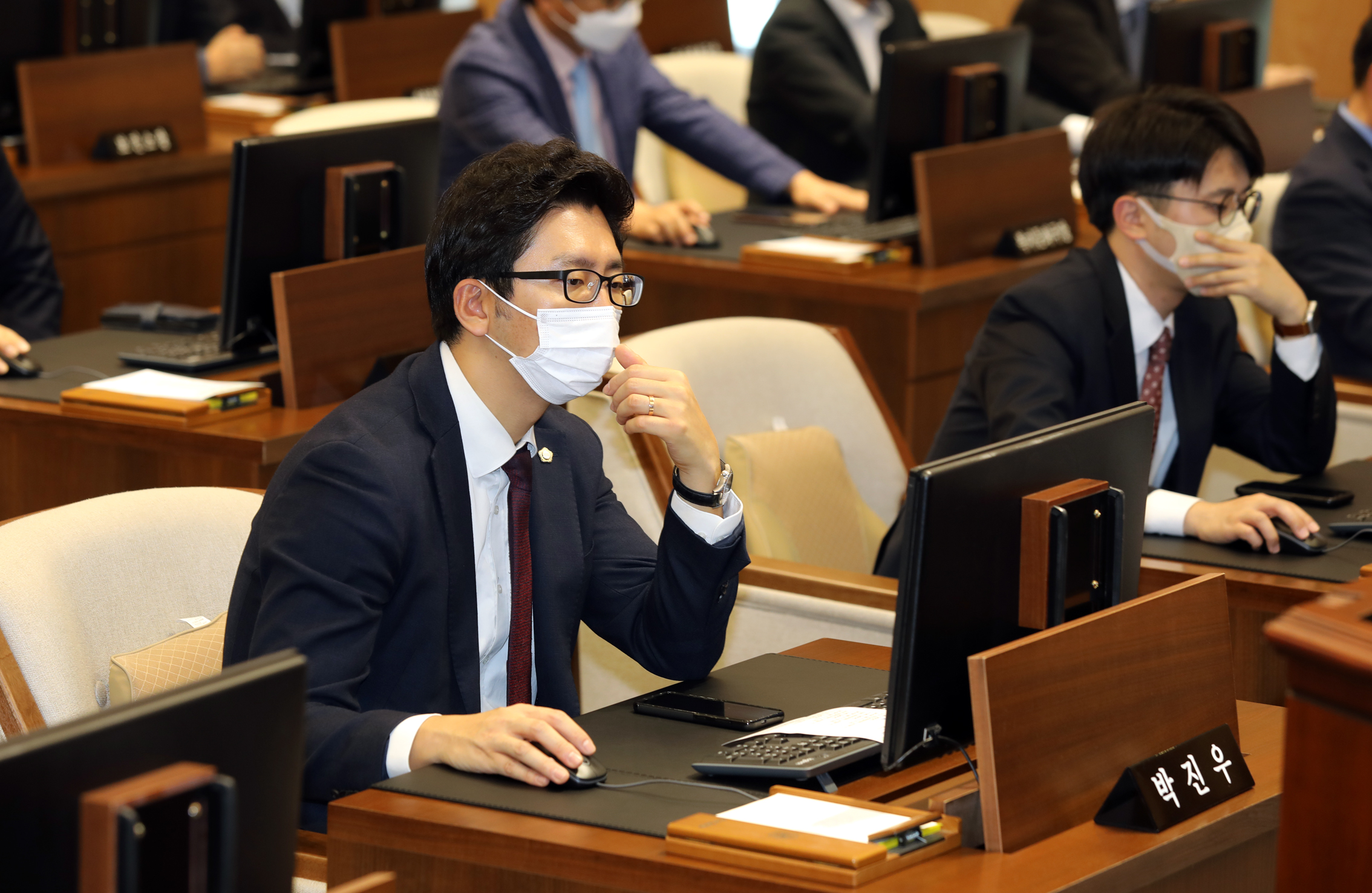 제284회 임시회 제2차 본회의 폐회식 12