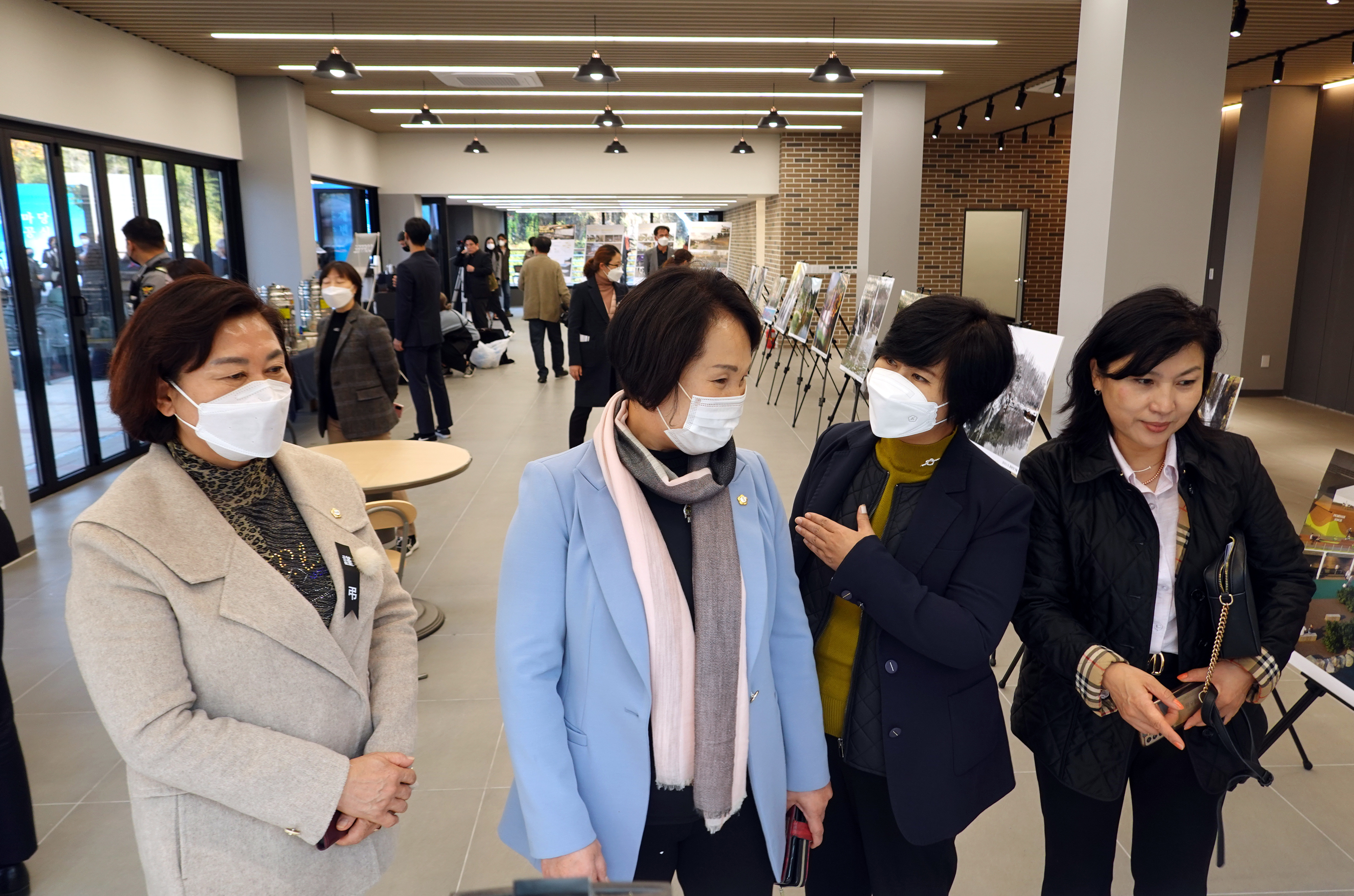 홍제천 폭포마당 수변카페 준공식 12