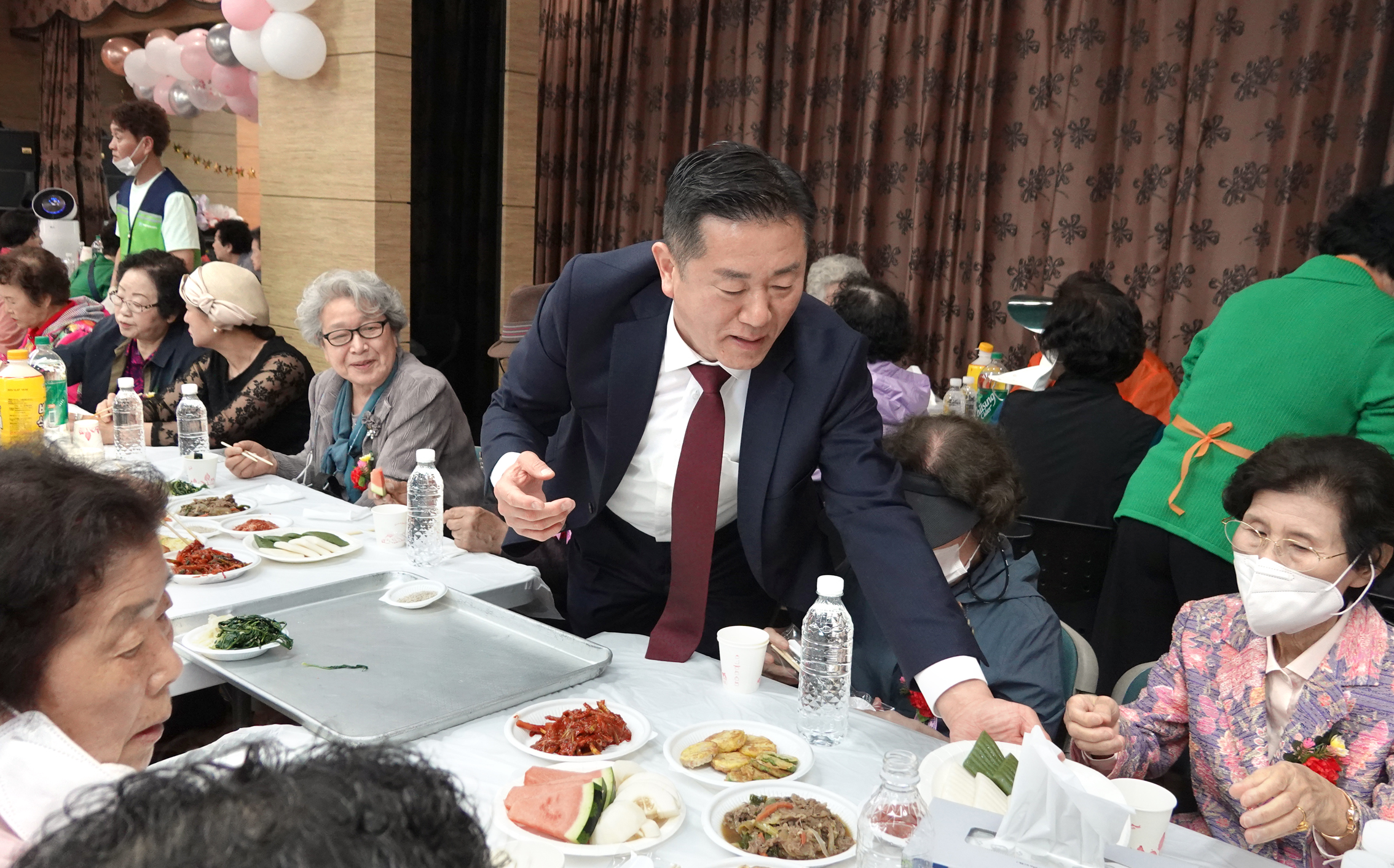 제51회 어버이날 행사-홍은2동 주민자치센터 12
