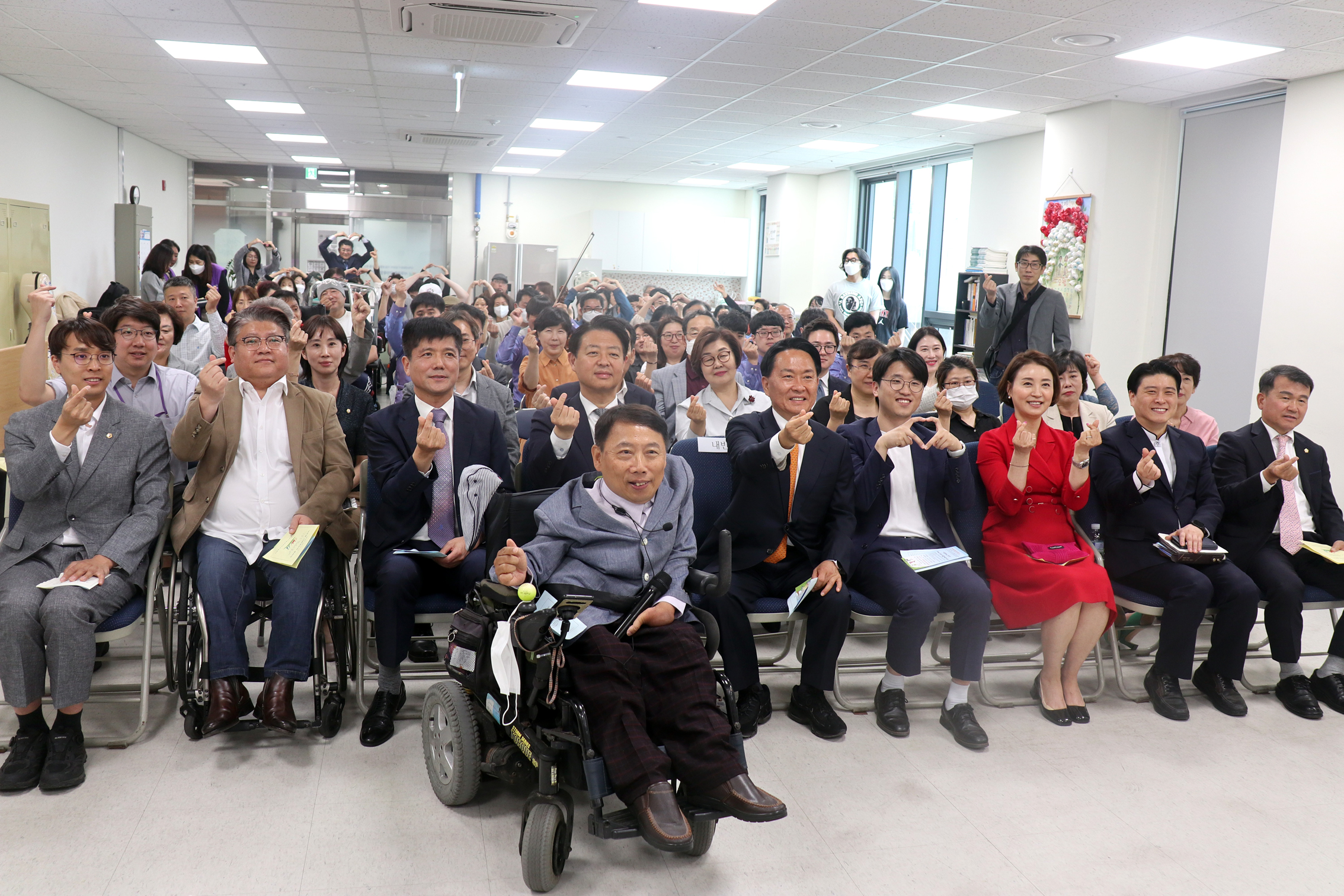 장애인 햇살아래 출범 16주년 기념 및 이전 개소식 6