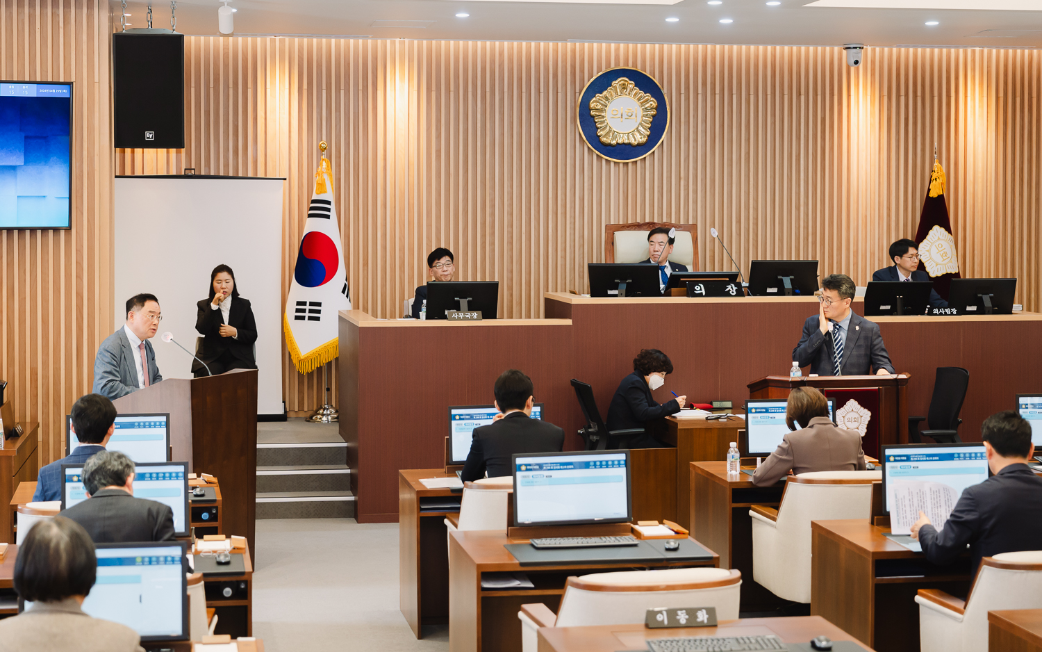 제298회 임시회 제2차 본회의 - 구정질문 49