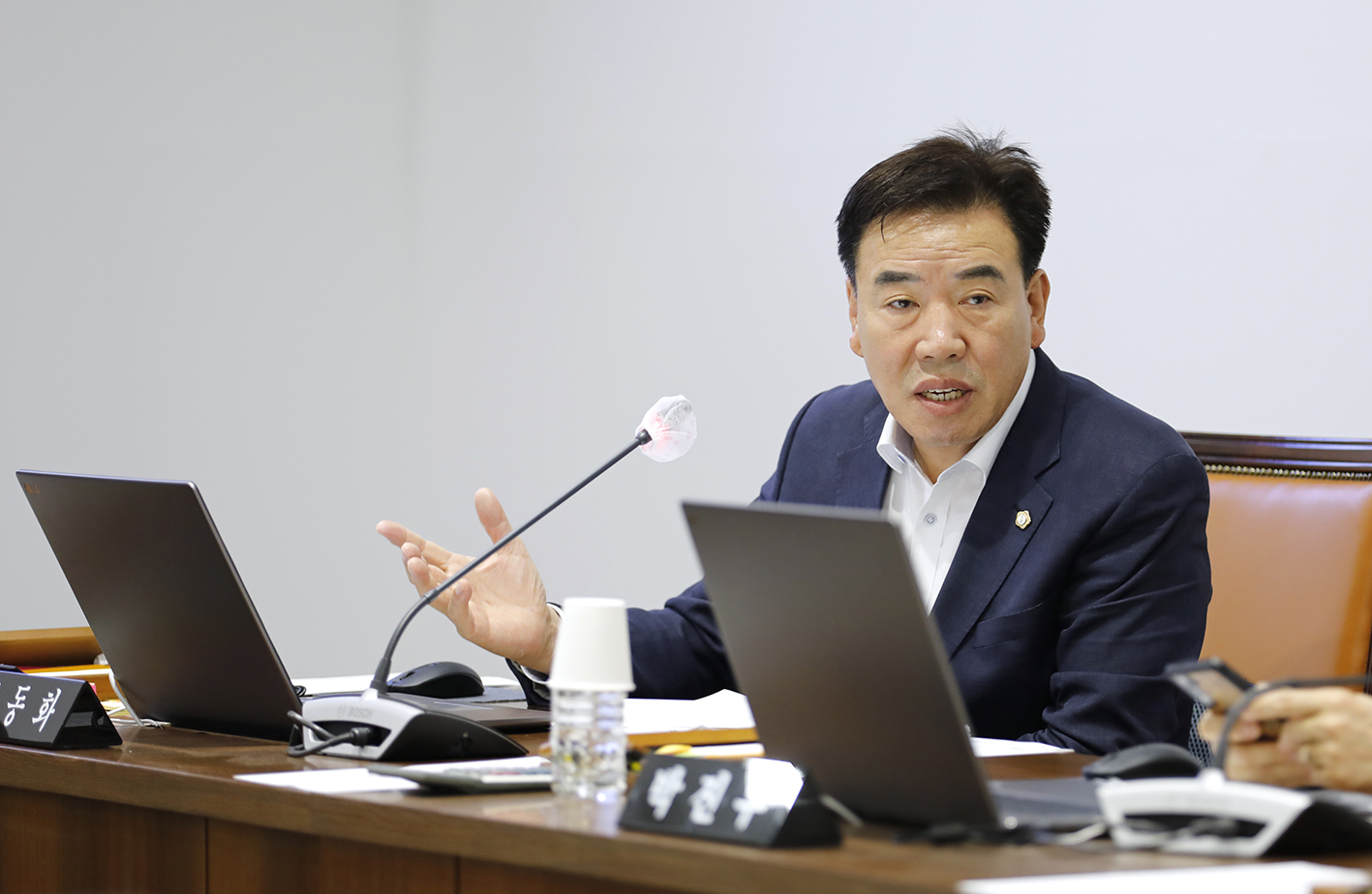 제302회 임시회 제4차 행정복지위원회-조례안 발의 7