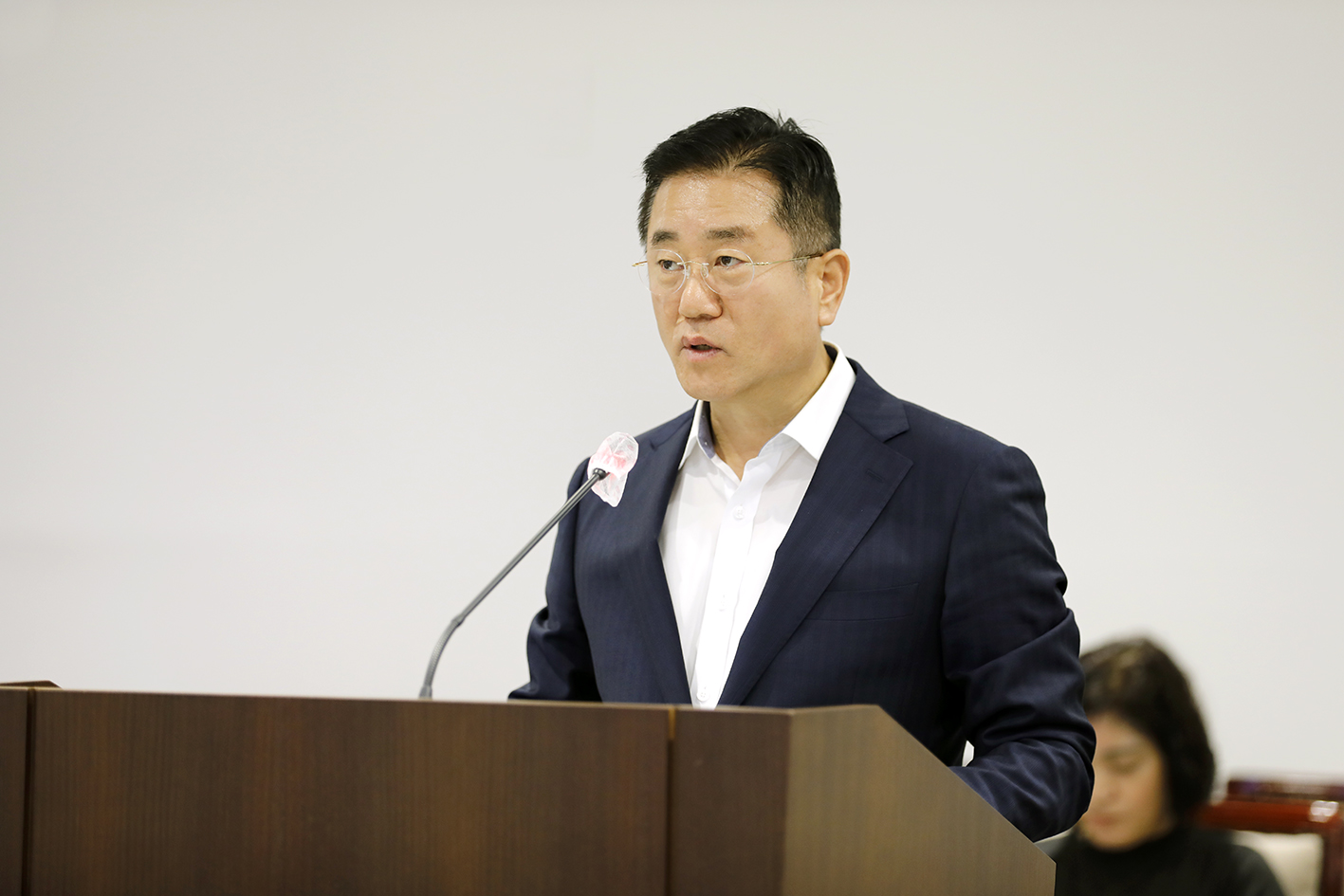제302회 임시회 제4차 행정복지위원회-조례안 발의 9